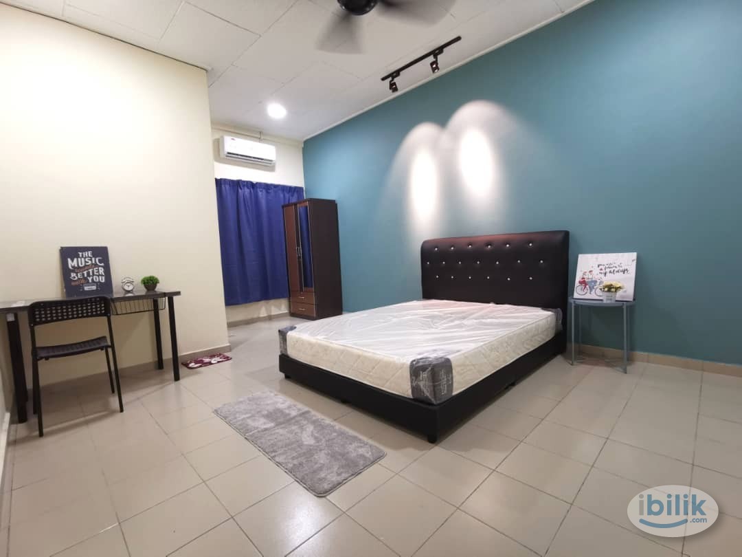 Image 1 of ✨[10 MINS TO LRT TAMAN BAHAGIA / SS2 / SEA PARK / KELANA JAYA / ARA DAMANSARA]✨ with Attached link bathroom! Non-partition! 😊 - Room rental in 