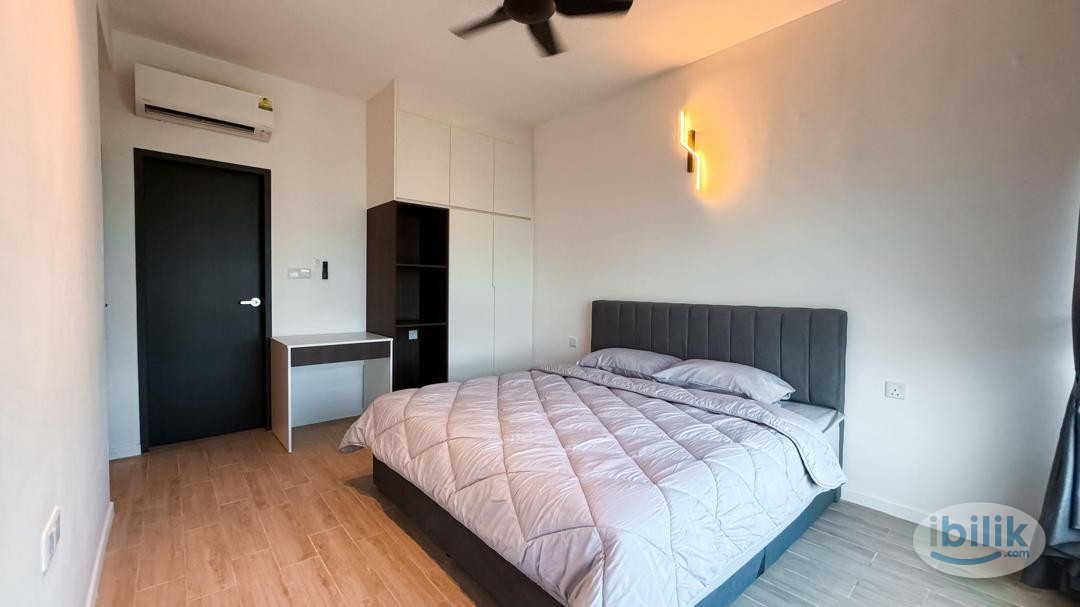 Image 1 of Master Room at Batu Kawan, Seberang Perai - Room rental in 