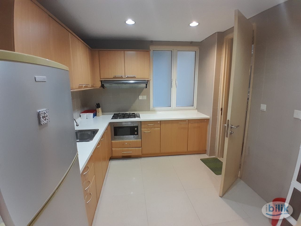 Image 1 of [Bintang Goldhill] August Vacant! Medium Room Rent Jalan Tun Razak Walking distance to TRX Mall, MRT, Office Building - Room rental in 