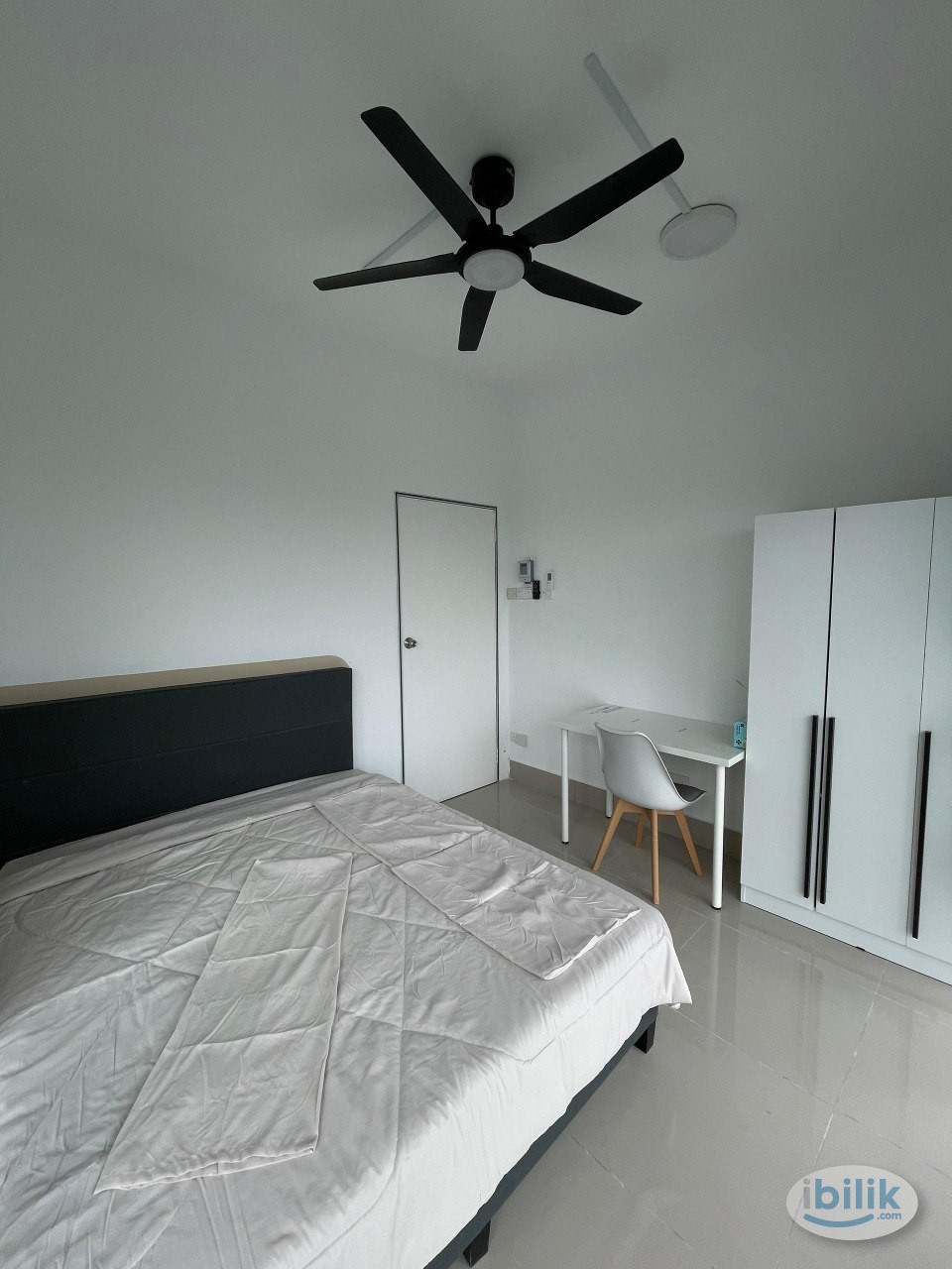 Image 1 of Middle Balcony Room at Razak City Residences, Sungai Besi - Room rental in 