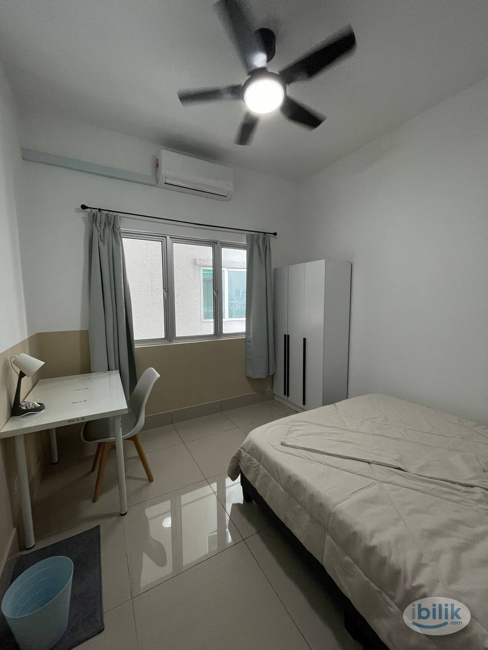 Image 1 of Middle Room at Razak City Residences, Sungai Besi - Room rental in 