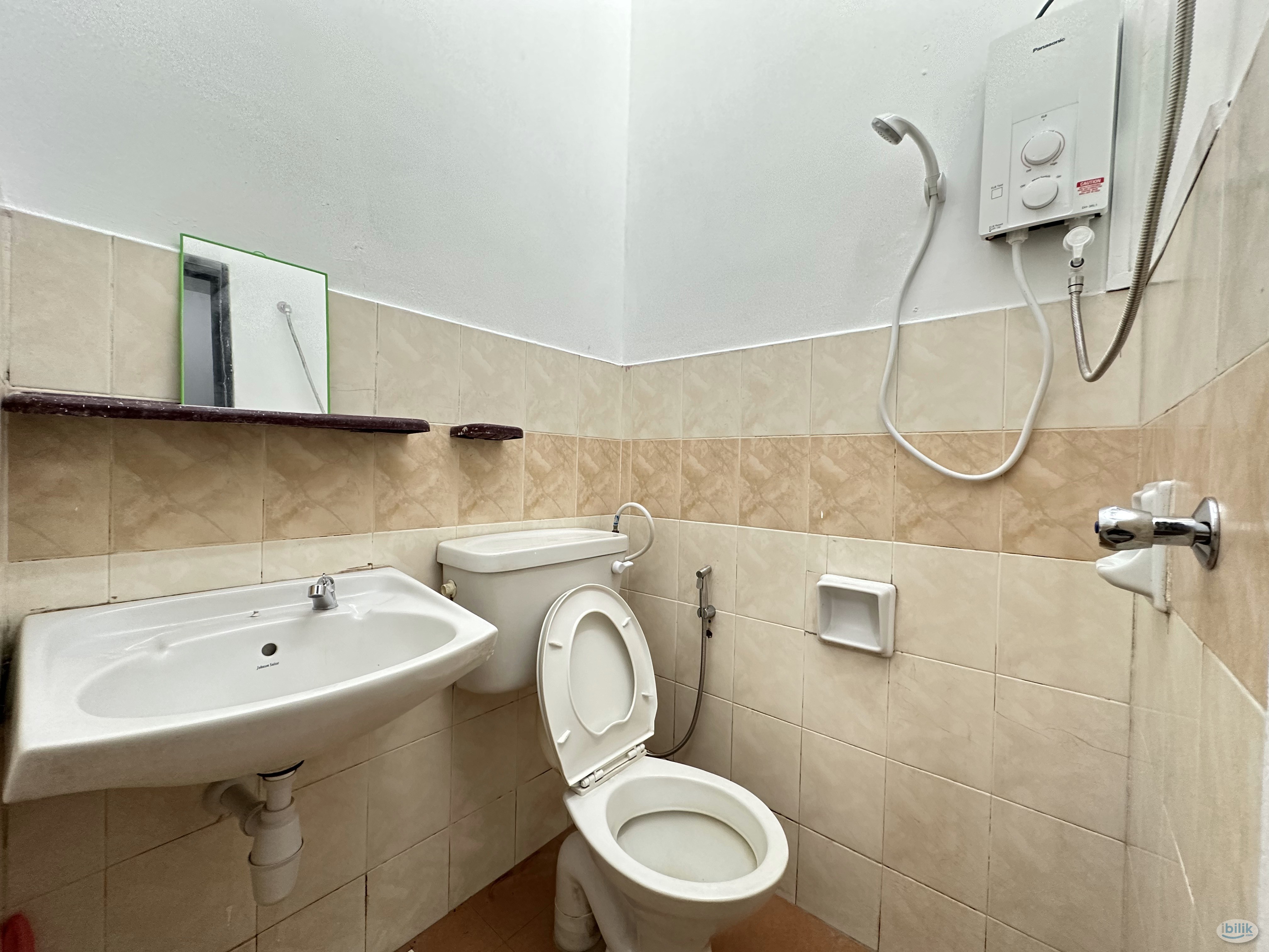 Image 2 of 🔥Bukit Indah Fully Furnished Middle Aircon Room Available🔥 - Room rental in 