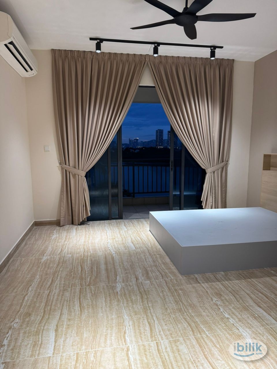 Image 1 of Suite at Aradia Residence @ Lake City KL North, Taman Wahyu (Fully, WiFI) - Room rental in 