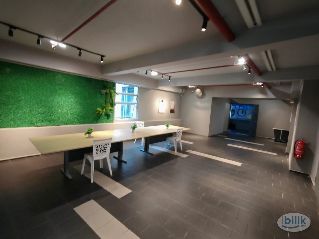 Image 4 of Middle Room at Chan Sow Lin, Sungai Besi - Room rental in 