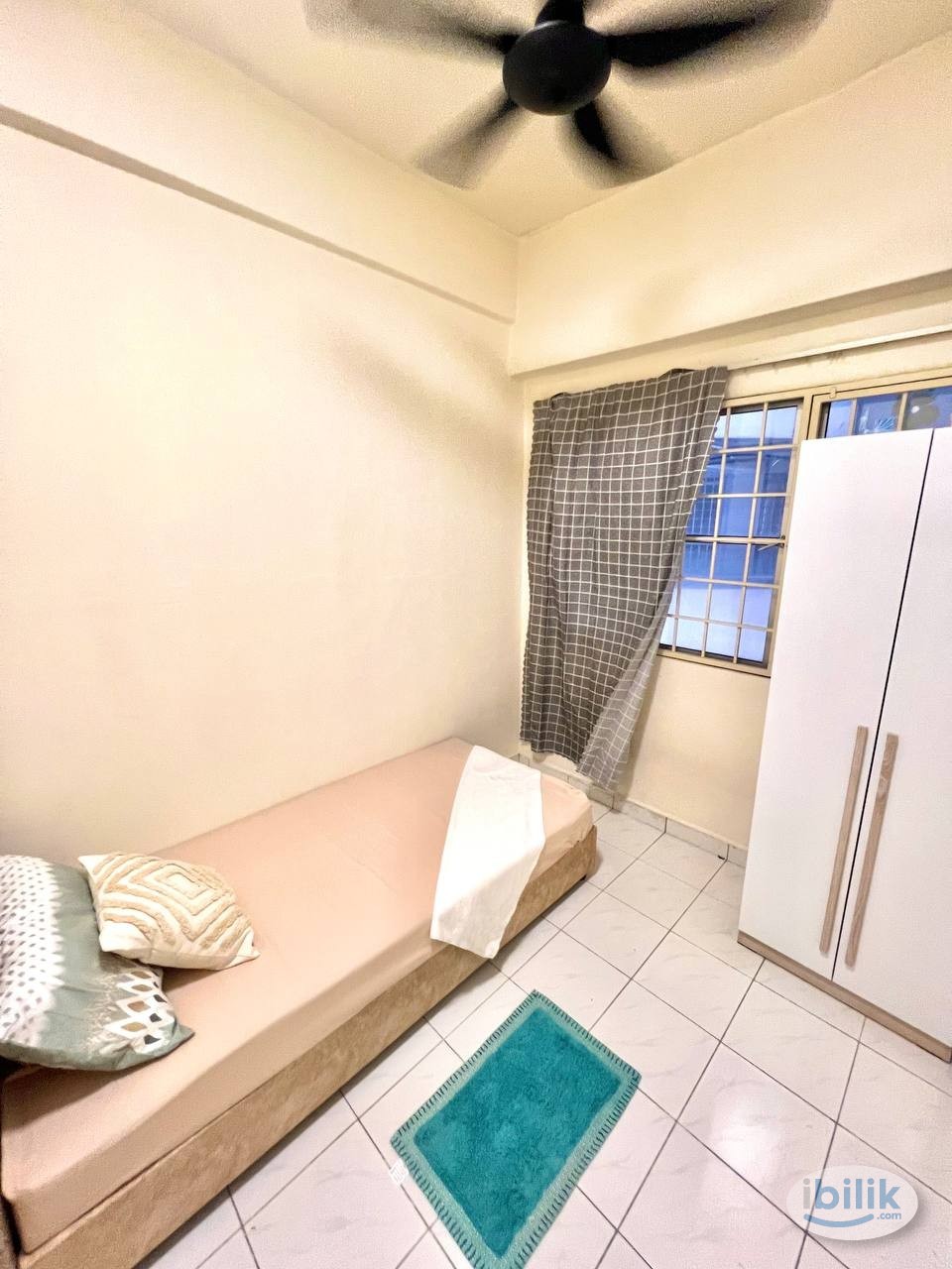 Image 2 of 10Min Walk to LRT Sri Petaling!!! FEMALE Unit Single room for rent at Endah Ria Condo near IMU APU NSK Restaurant Columbia Hospital - Room rental in 