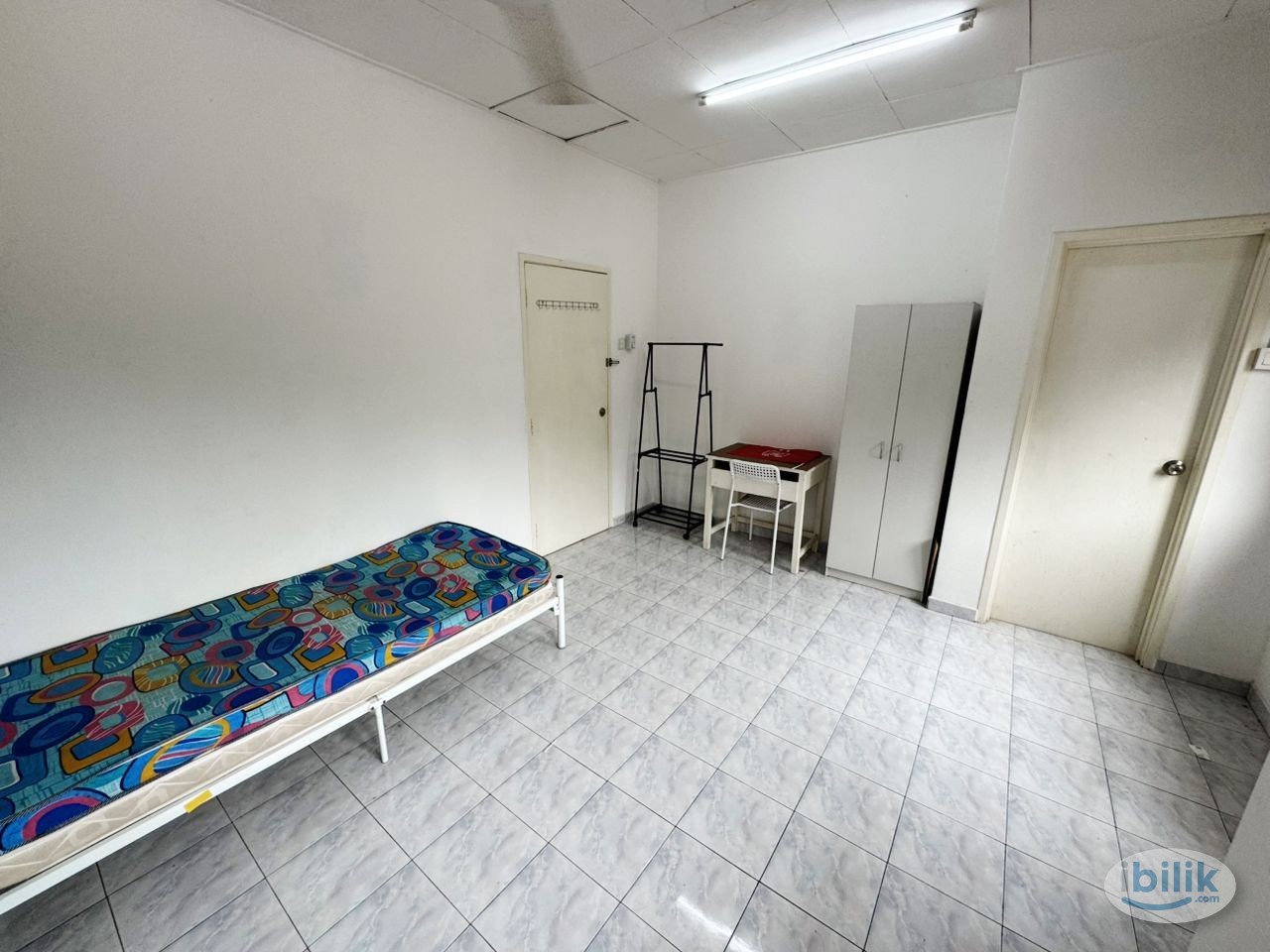 Image 2 of With Private Bathroom Master Room😉🌟Near Setia City Mall 7 Min Only😎‼️Eco Shop Bukit Raja,Lotus Setia Alam🛜Free Wifi Utilities Include🔥 - Room rental in 