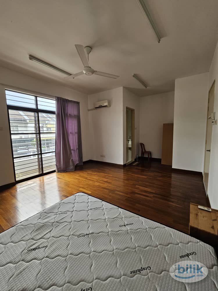 Image 3 of 🏡 Master Room @ 16 Sierra, Puchong To Rent ( Included Utility) - Room rental in 