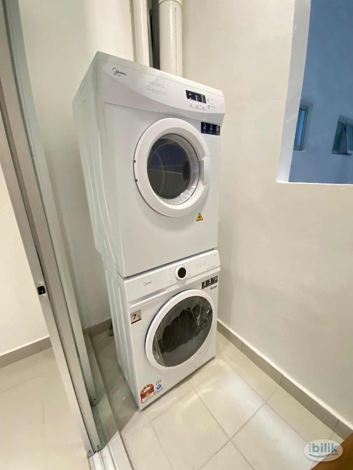 Image 2 of 14 min to Xiamen Uni, Single Room at Acacia Residences, Sepang - Room rental in 