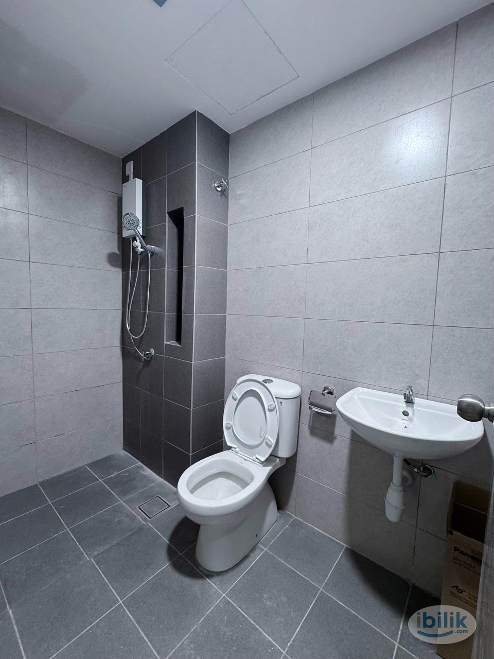 Image 5 of 14 min to Xiamen Uni, Single Room at Acacia Residences, Sepang - Room rental in 