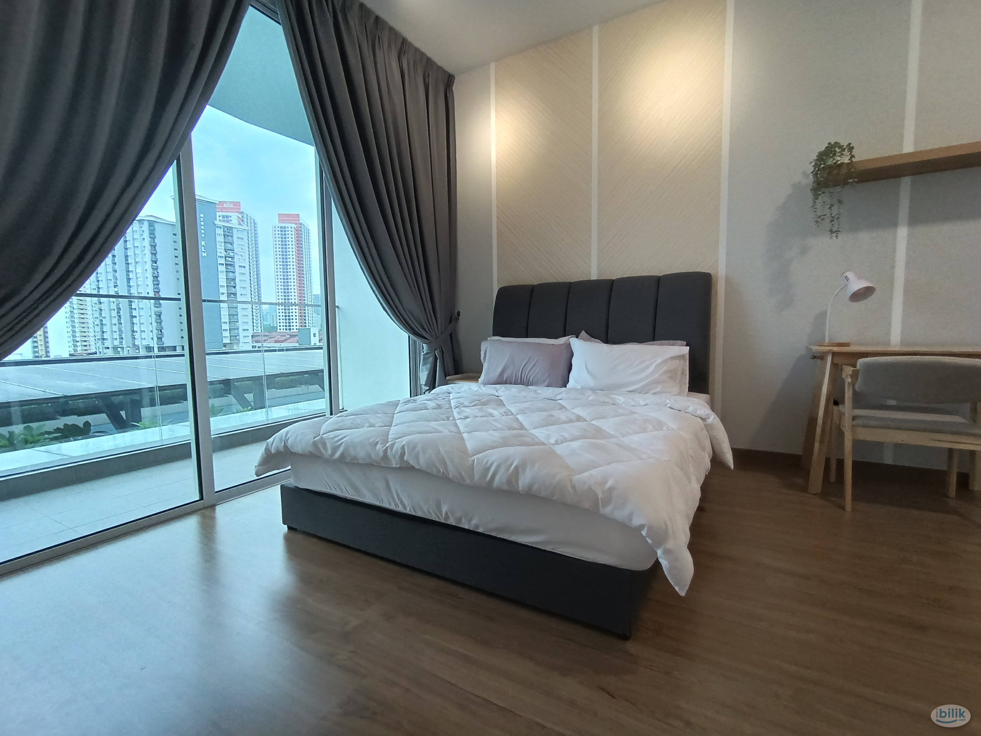 Image 3 of All Female (Master Room A with shared toilet_A3) at Rica Residence - Room rental in 