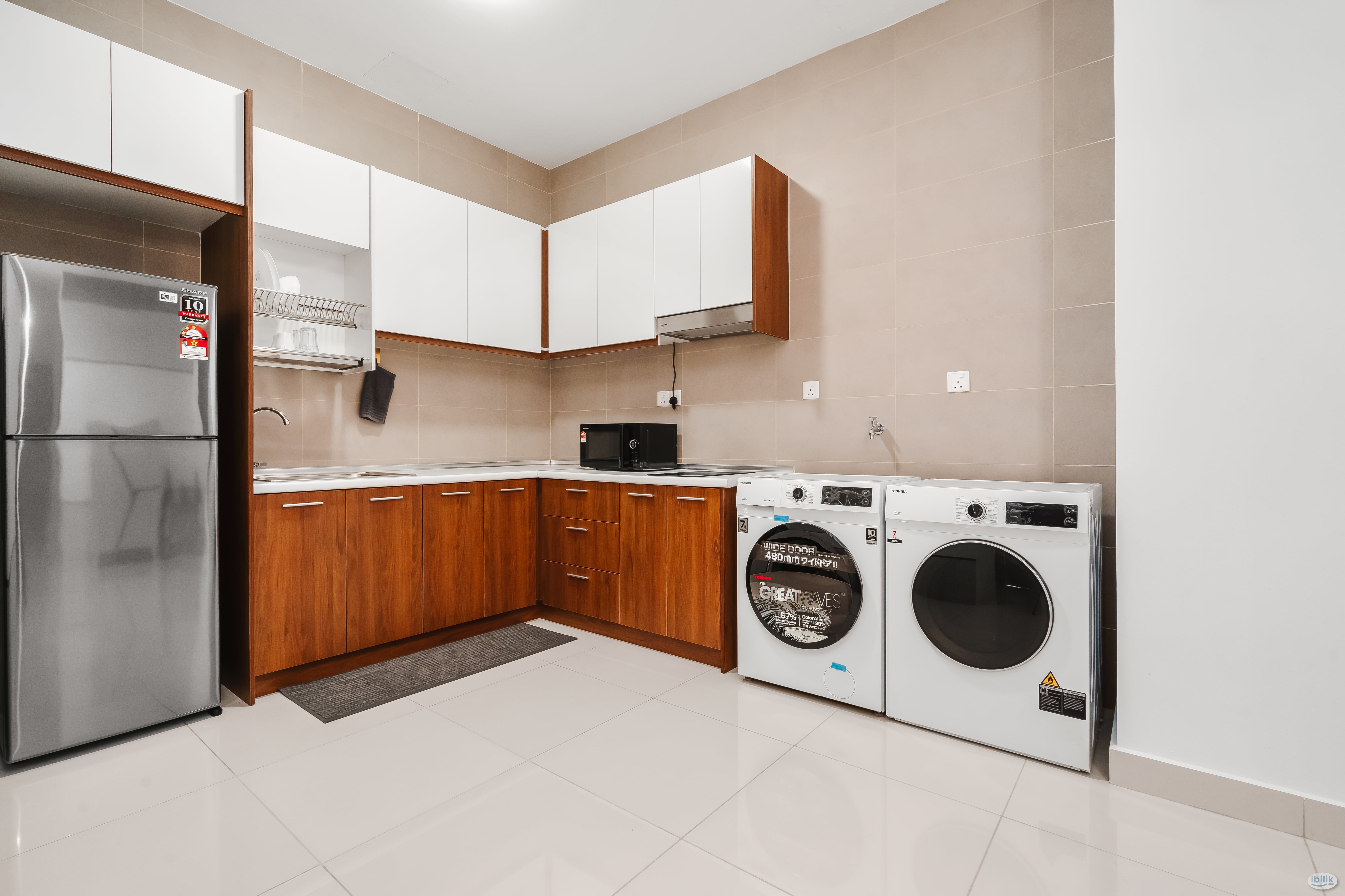 Image 4 of Middle Room at Rica Residence, Sentul [PROMO] - Room rental in 