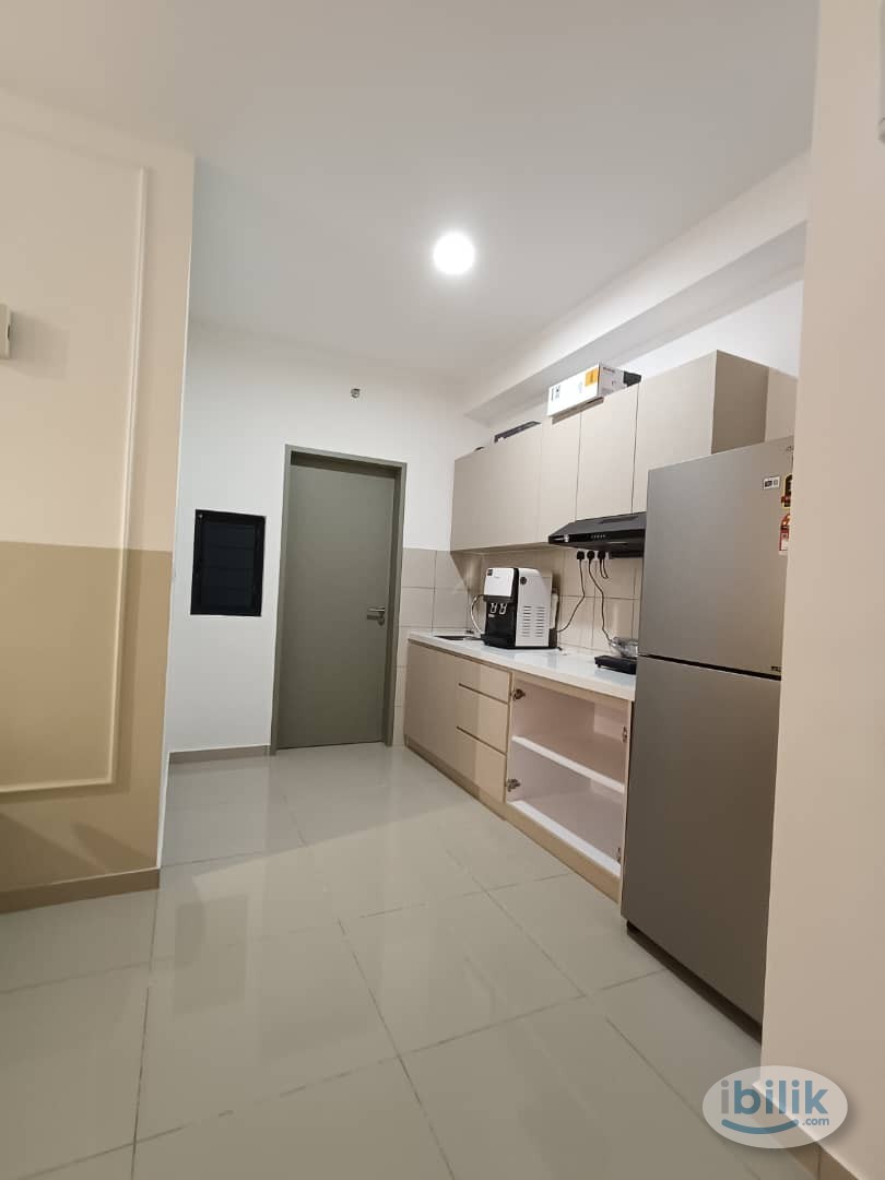 Image 3 of Master Room at D'Quince Residence, Damansara Perdana - Room rental in 