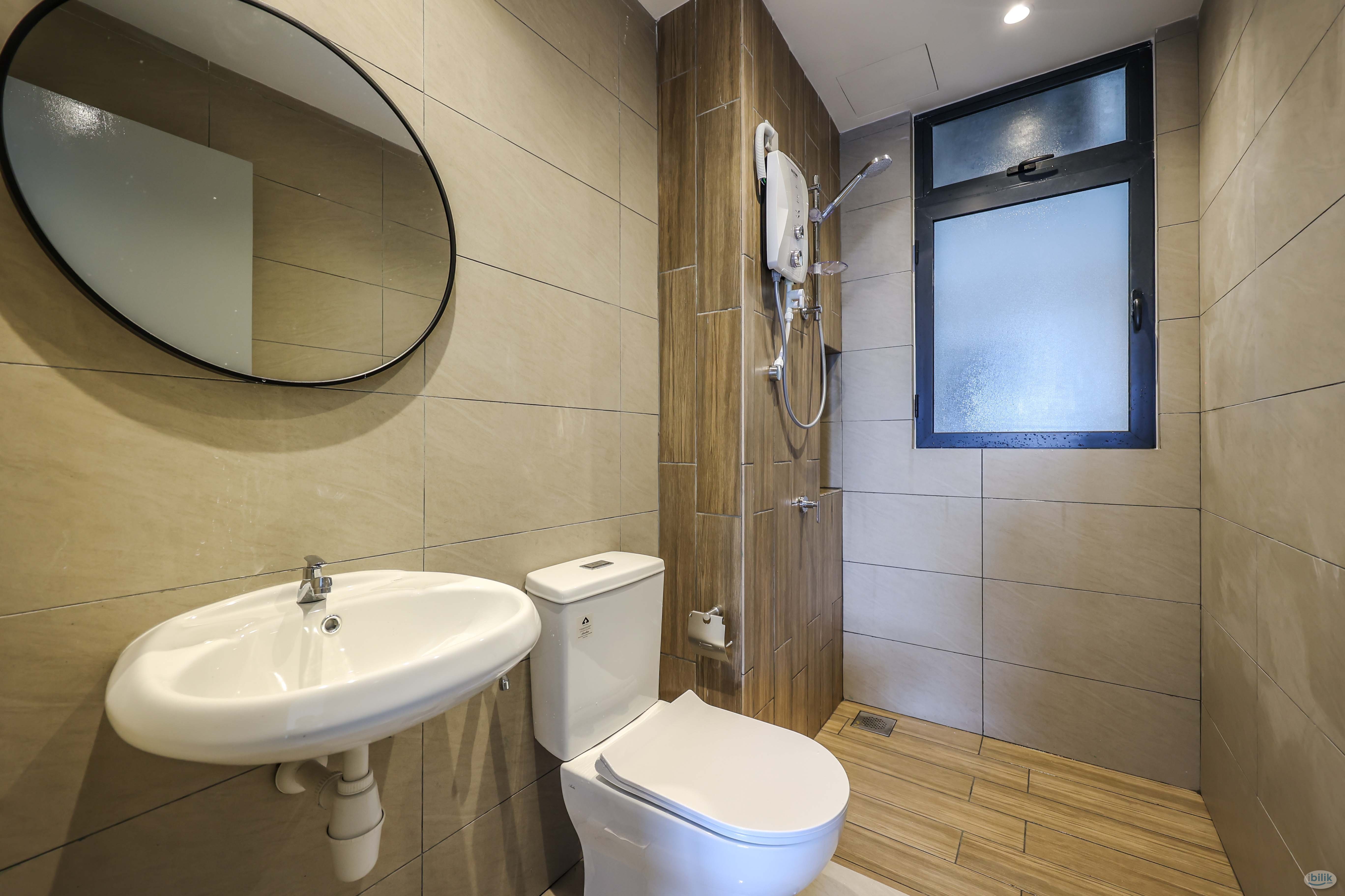 Image 4 of Master Room at D'Quince Residence, Damansara Perdana - Room rental in 