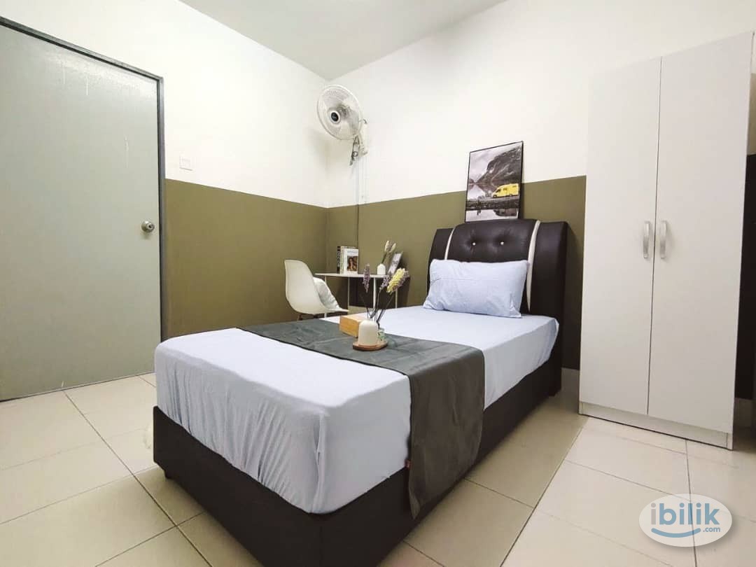 Image 1 of Single Room at Batu Kawan, Seberang Perai - Room rental in 