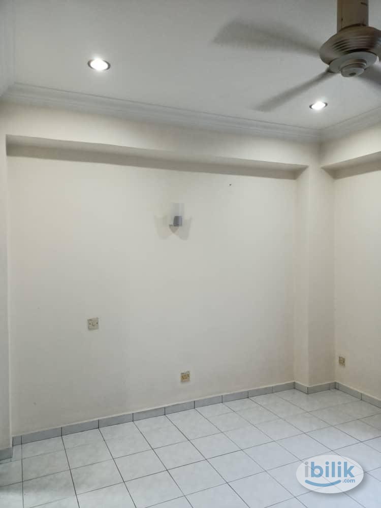 Image 5 of Middle Room at Forest Green, Bandar Sungai Long - Room rental in 