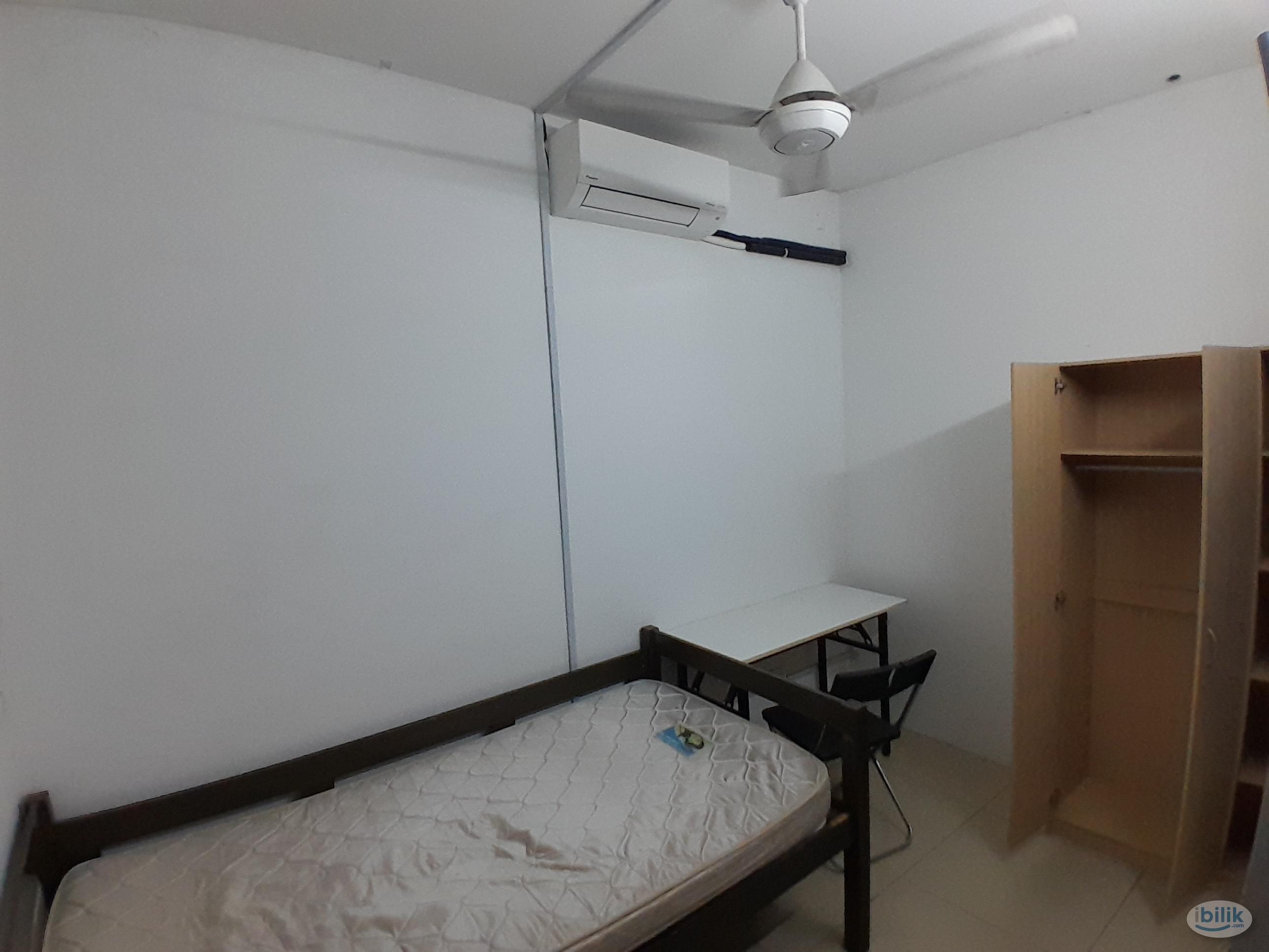 Image 2 of [Casa Residenza] Mixed Gender Unit Single Room with Fans Rent Next SEGI University, Thomson Hospital - Room rental in 