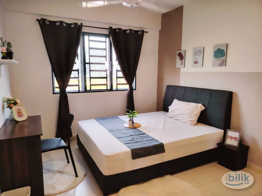 Image 1 of Master Room at Batu Kawan, Seberang Perai - Room rental in 