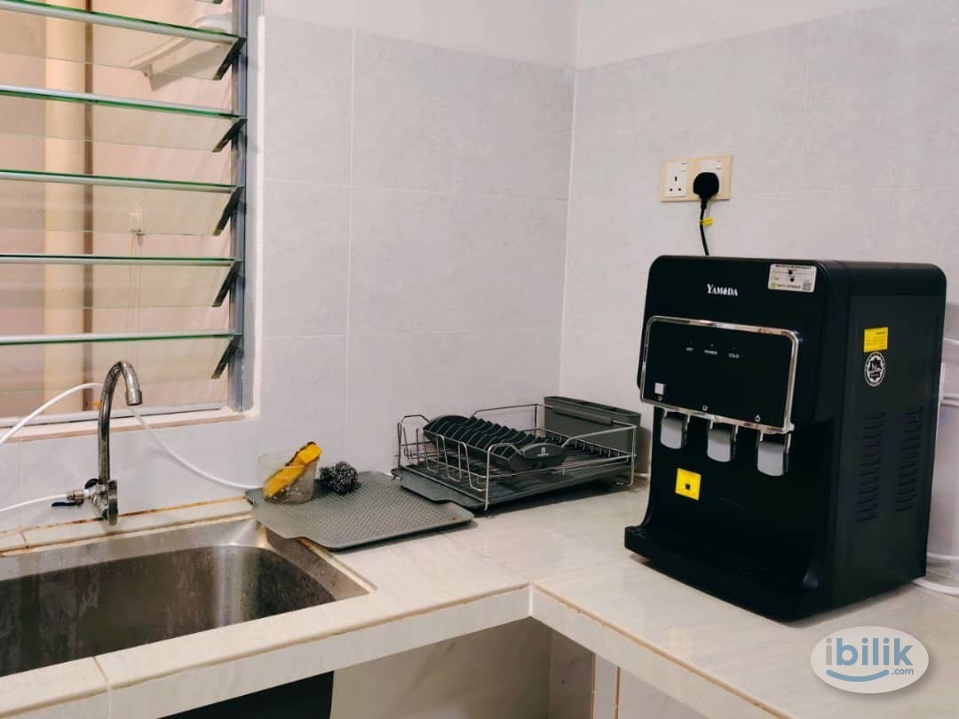 Image 3 of Middle Room at Batu Kawan, Seberang Perai - Room rental in 