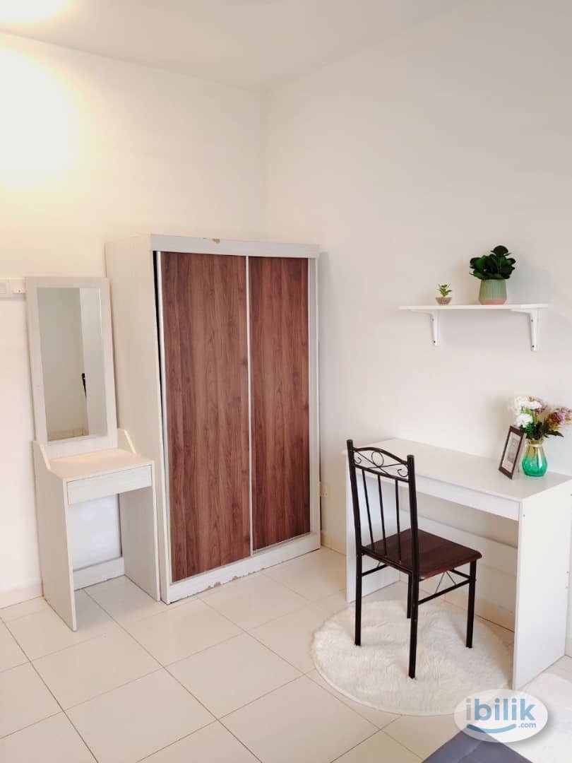 Image 5 of Middle Room at Batu Kawan, Seberang Perai - Room rental in 