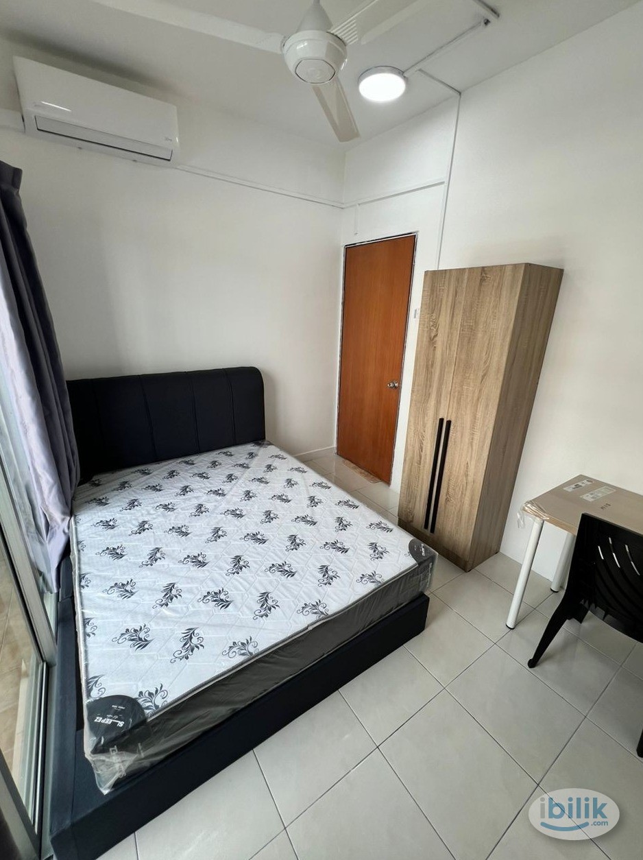 Image 2 of ✨ Private Balcony✨Medium AC Room for Rent @ METROPOLITAN SQUARE Residence, DAMANSARA PERDANA ✨ - Room rental in 