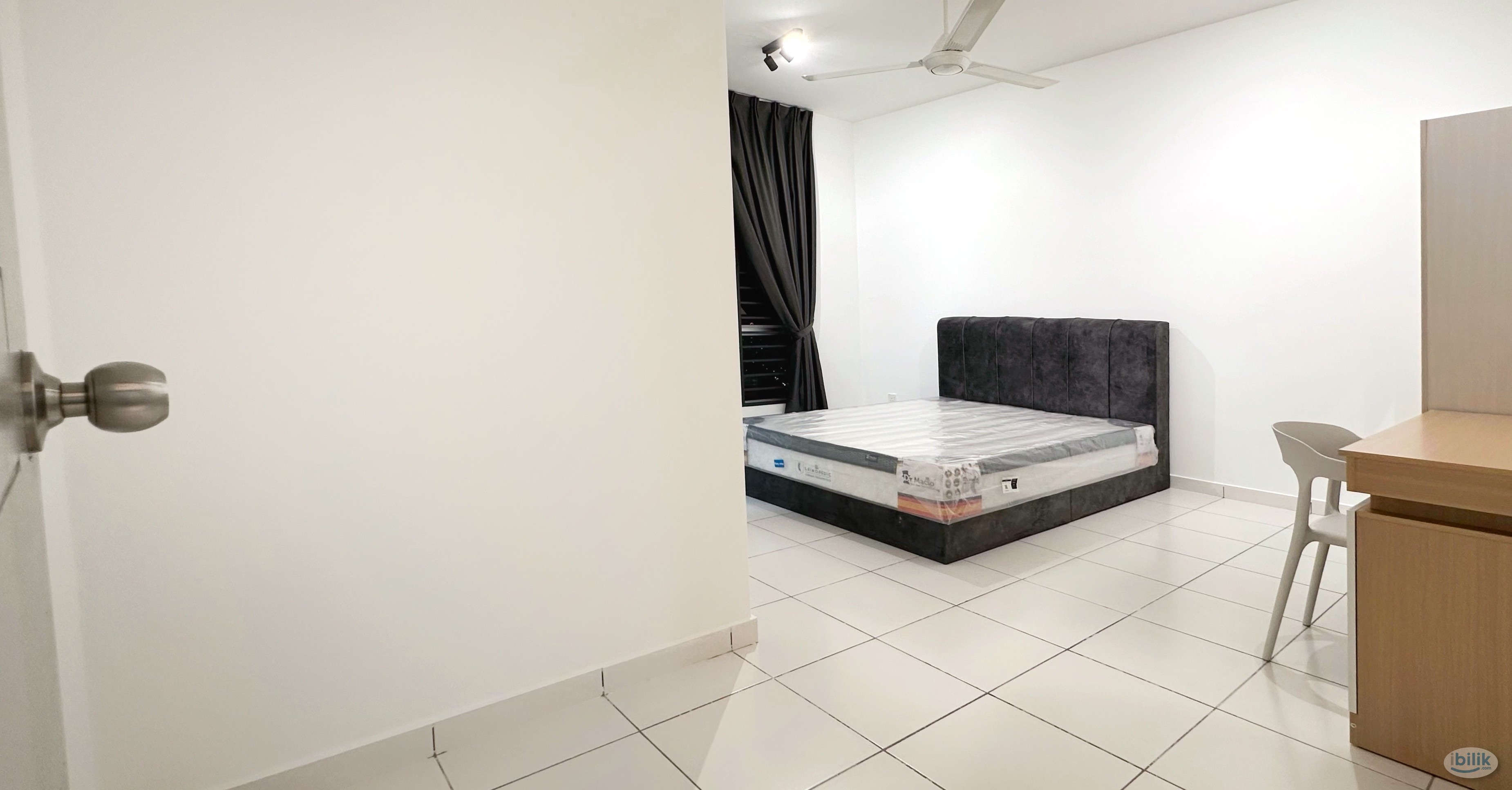 Image 1 of Master Room at Axis Crown, Ampang, 3 Minutes walk to LRT Station, 1+1 Depo only - Room rental in 