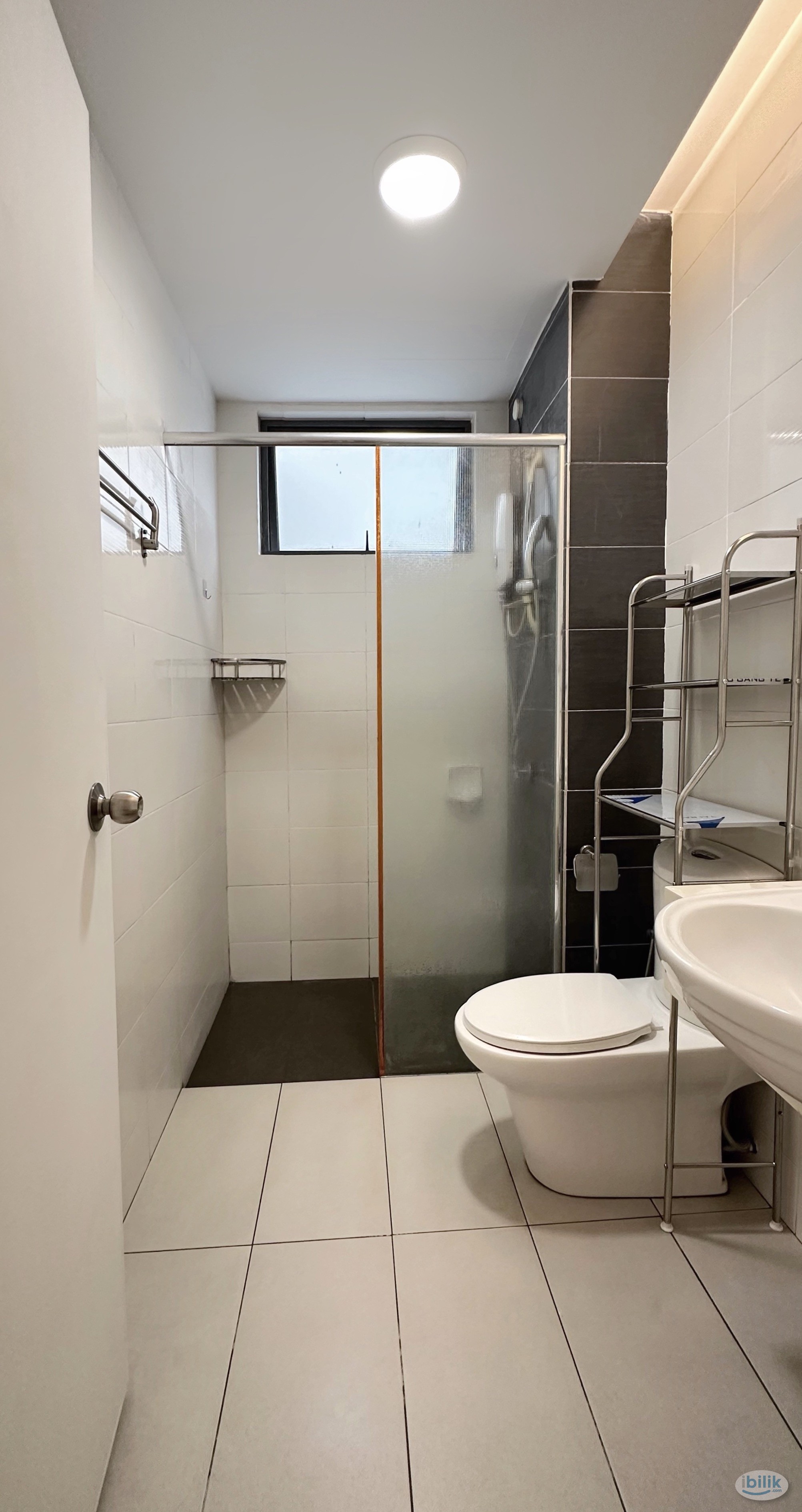 Image 5 of Medium Room at Bayu @ Pandan Jaya, Block A, 3 Minutes walk to LRT Station, 1+1 Deposit only - Room rental in 