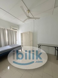 Room Rental in Selangor - 🪷Master Room Near SS17 Access🪷🌟Access To McDonald,Bandar Utama,Near LRT Taman Bahagia😊‼️