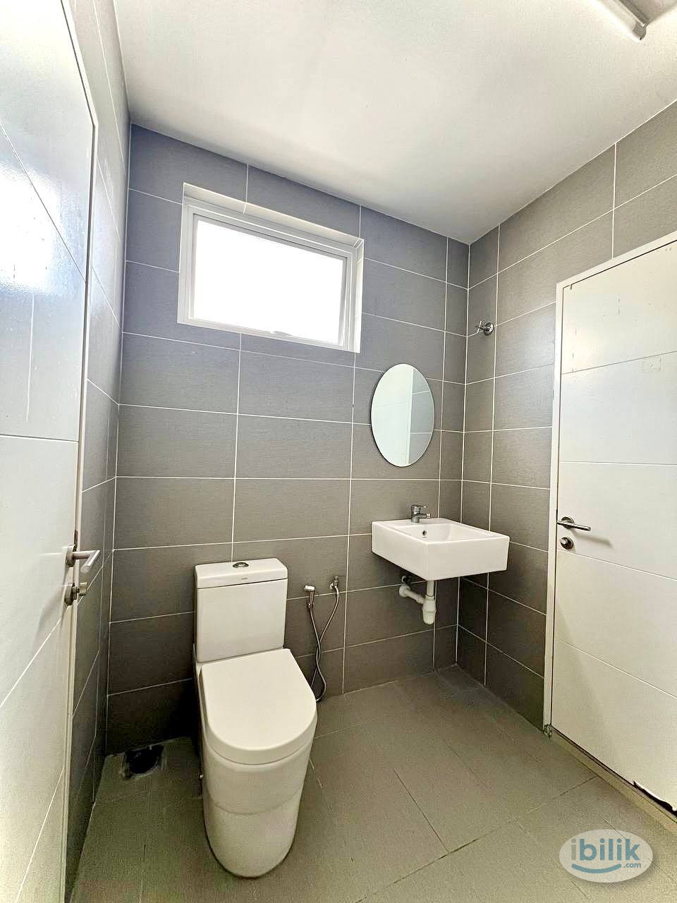 Image 3 of 🌿FULLY FURNISH🌿 (MEDIUM ROOM) NEAR BANDAR SRI SENDAYAN, AEON, KPJ AND MASJID SENDAYAN - Room rental in 