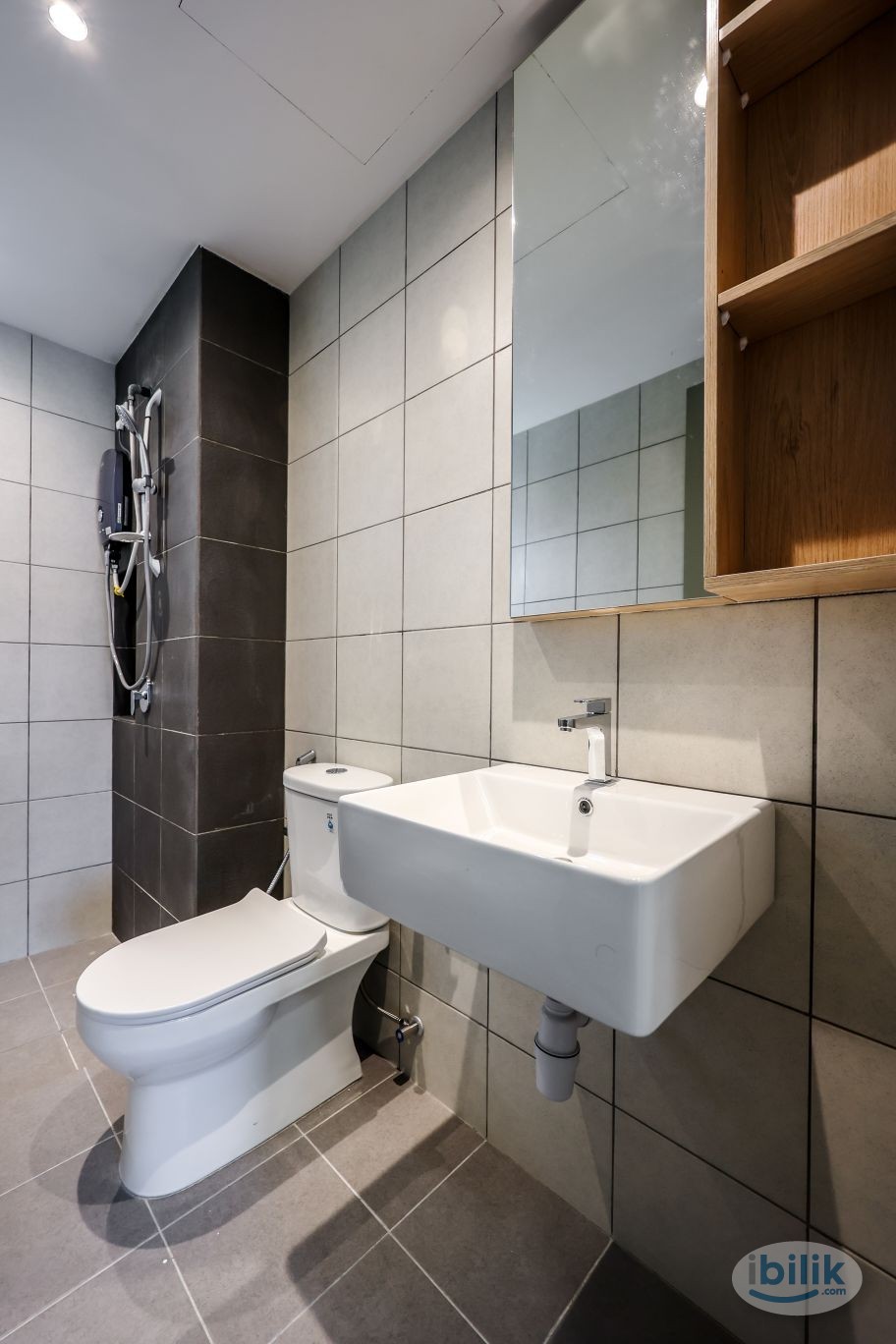 Image 4 of Master Room at D'Vervain Residence, Damansara Perdana - Room rental in 