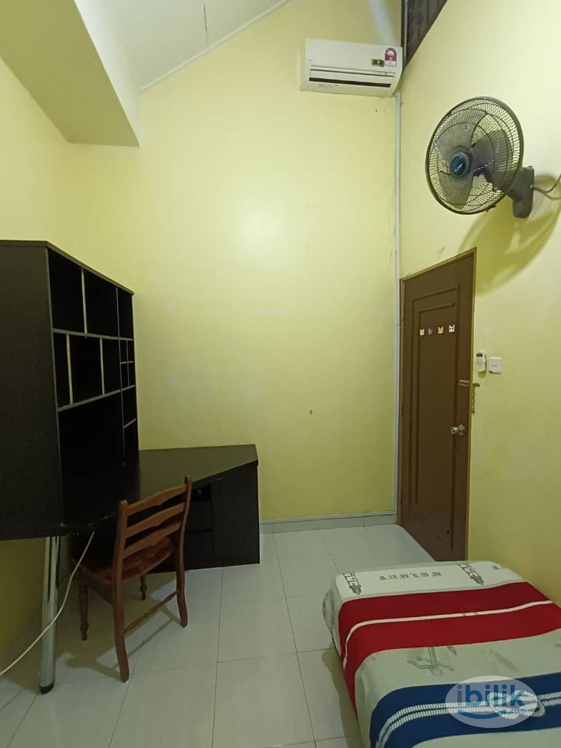 Image 3 of Single Room at Taman Bukit Indah @ Iskandar Puteri - Room rental in 