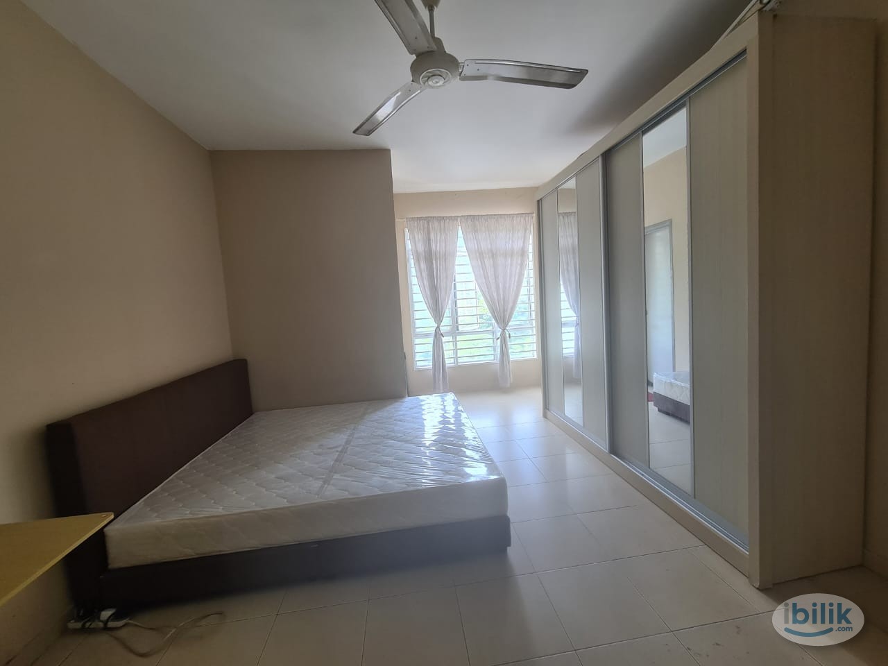 Image 1 of Master Bedroom at Taman Raintree, Batu Caves - Room rental in 