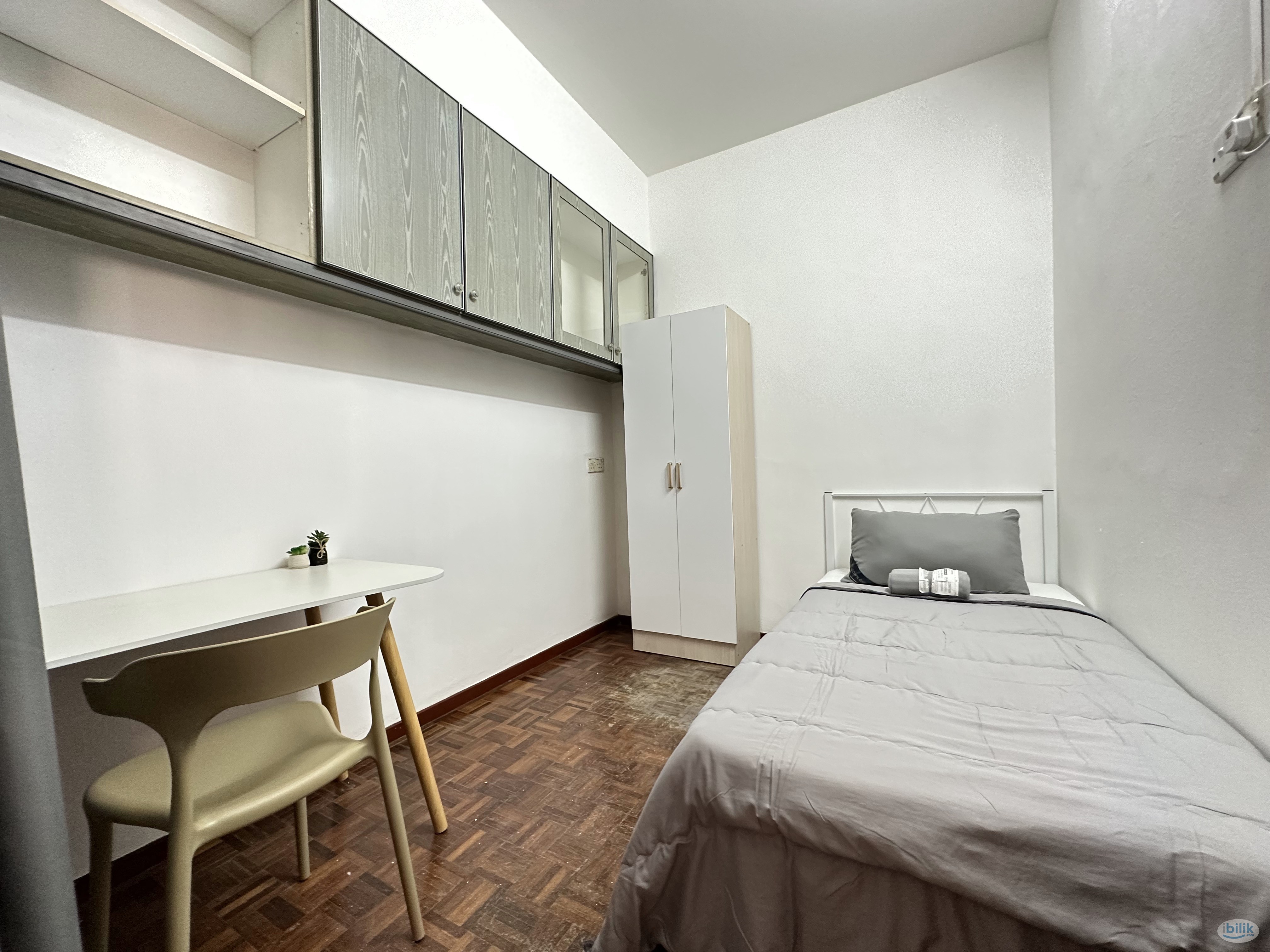 Image 1 of 🤩Tun Aminah Super Cheap Fully Furnished Single Room Available😍 - Room rental in 