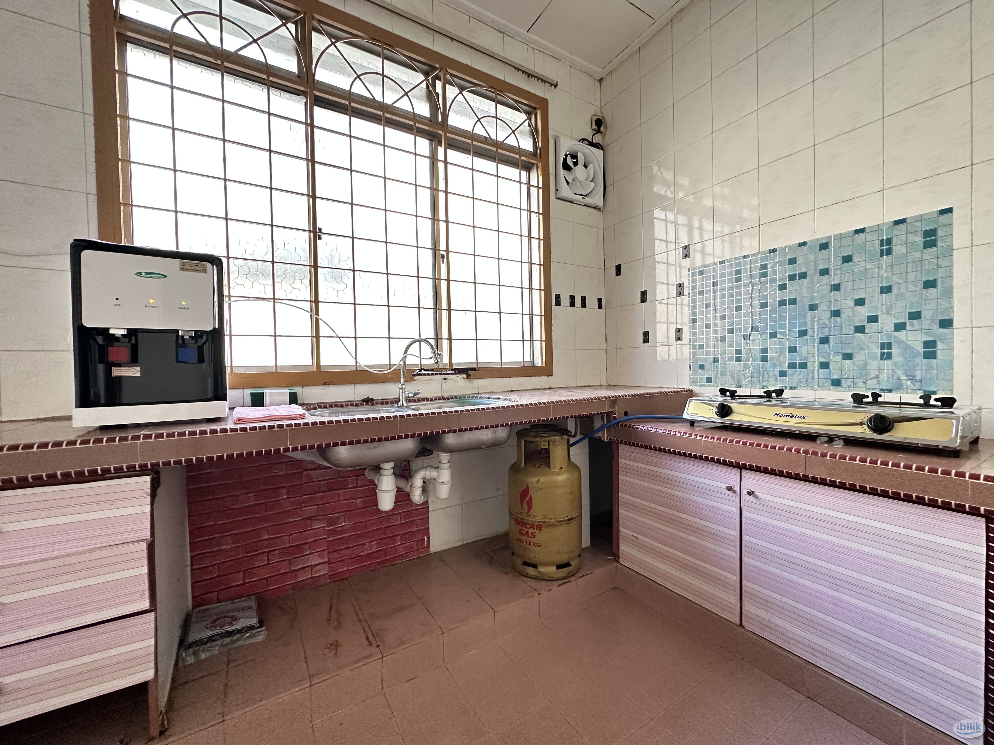 Image 4 of 🤩Tun Aminah Super Cheap Fully Furnished Single Room Available😍 - Room rental in 