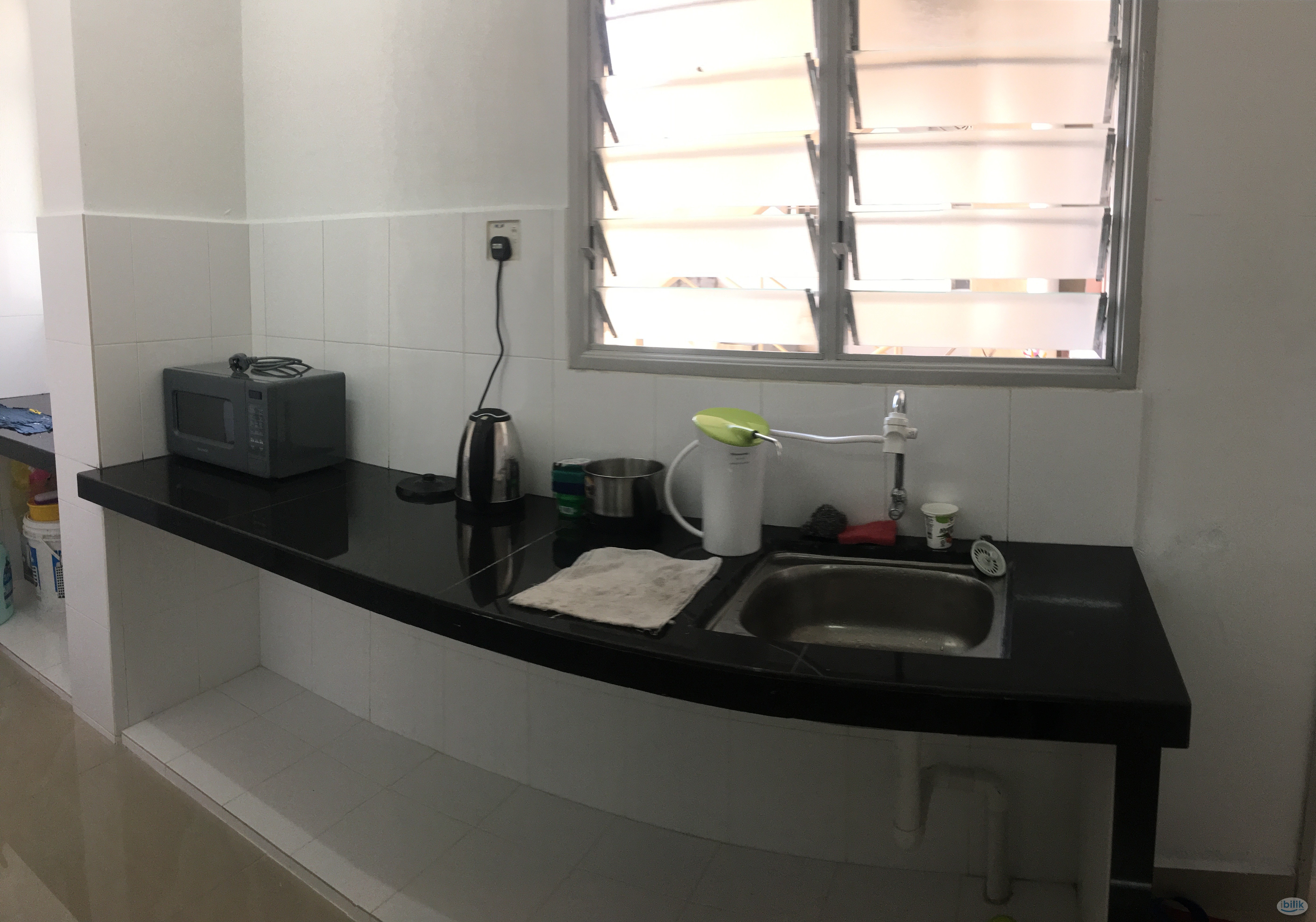 Image 2 of Middle Room at Sri Saujana near Komtar, ICT Mall, First Avenue, Jen Hotel n St Giles Wembley Hotel - Room rental in 