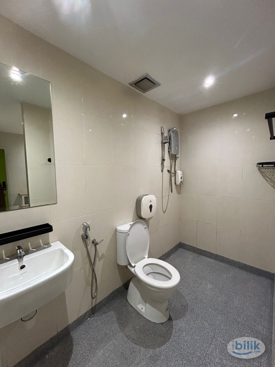 Image 1 of OFFER 📍Furnished Co-Living Room for Rent with Zero Deposit near LRT Chow Kit - Room rental in 