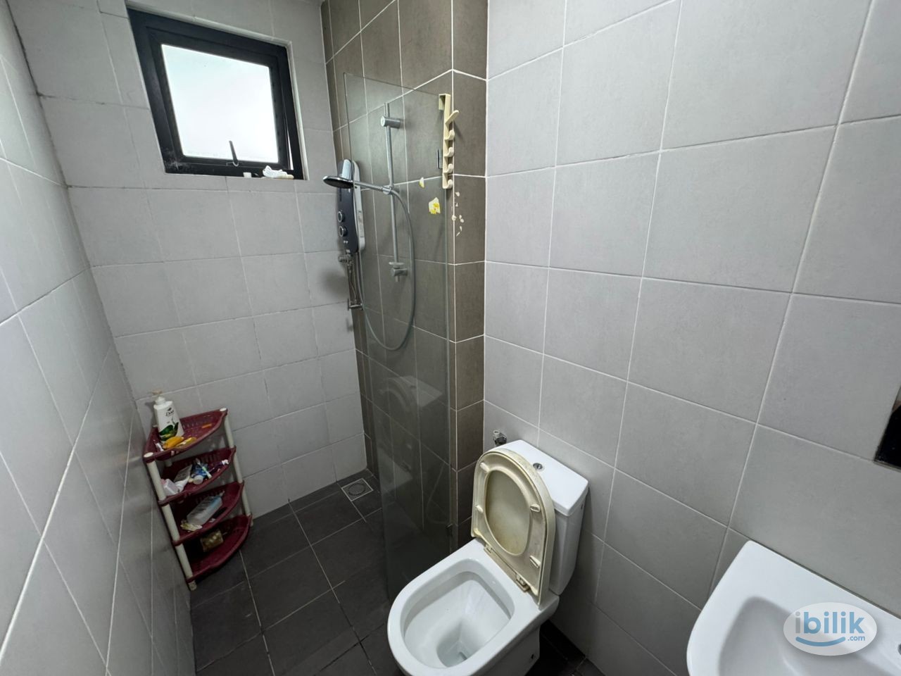 Image 1 of Middle Room at D'Sands Residence, Old Klang Road`` - Room rental in 