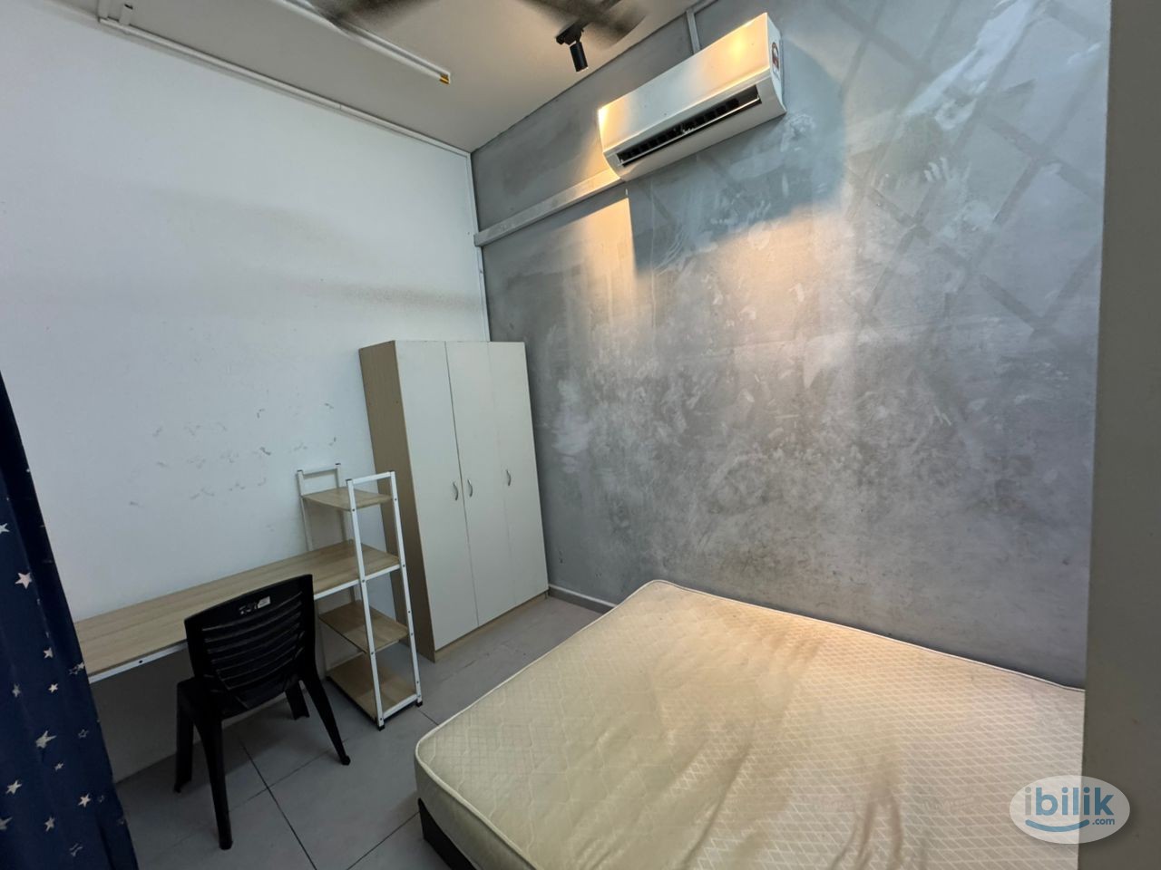 Image 3 of Middle Room at D'Sands Residence, Old Klang Road`` - Room rental in 