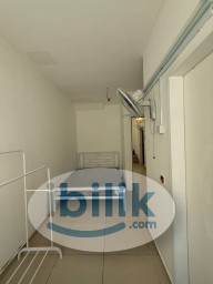 Room Rental in Selangor - 💥LOW DEPOSIT💥✨✨SETIA UTAMA MASTER ROOM FOR RENT WITH PRIVATE BATHROOM & BALCONY ✨✨5 MIN DRIVING TO SETIA CITY MALL 😍💕Free Utilities🛜😮