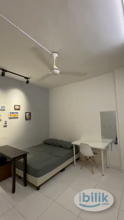 Image 1 of Middle Room at Elit Heights, Bayan Baru - Room rental in 