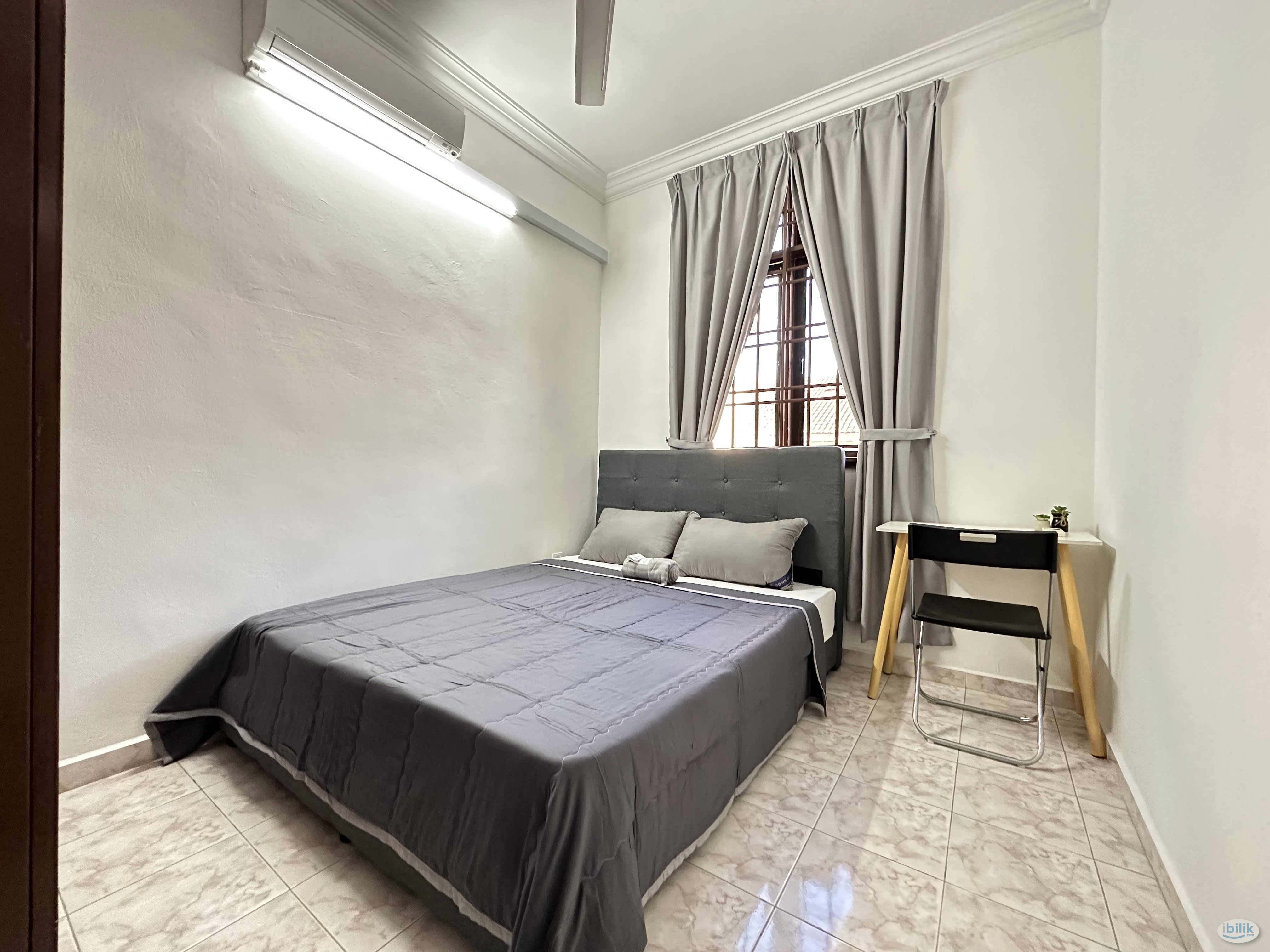 Image 1 of 🔥Bukit Indah Cozy Middle Room with Aircond for Rent🔥 - Room rental in 