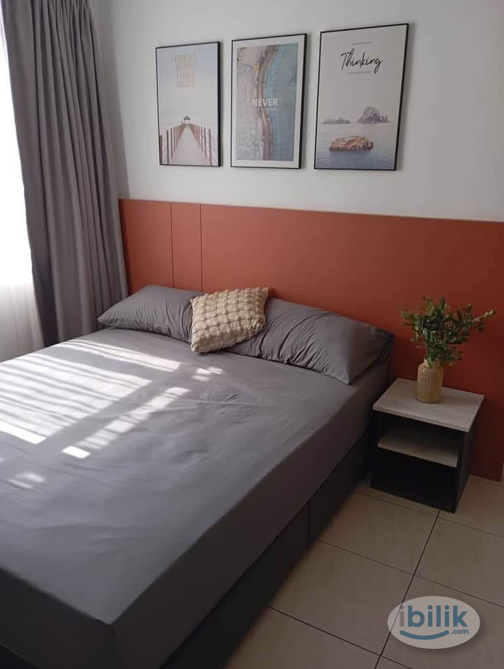 Image 3 of Master Room at Country Garden, Danga Bay - Room rental in 