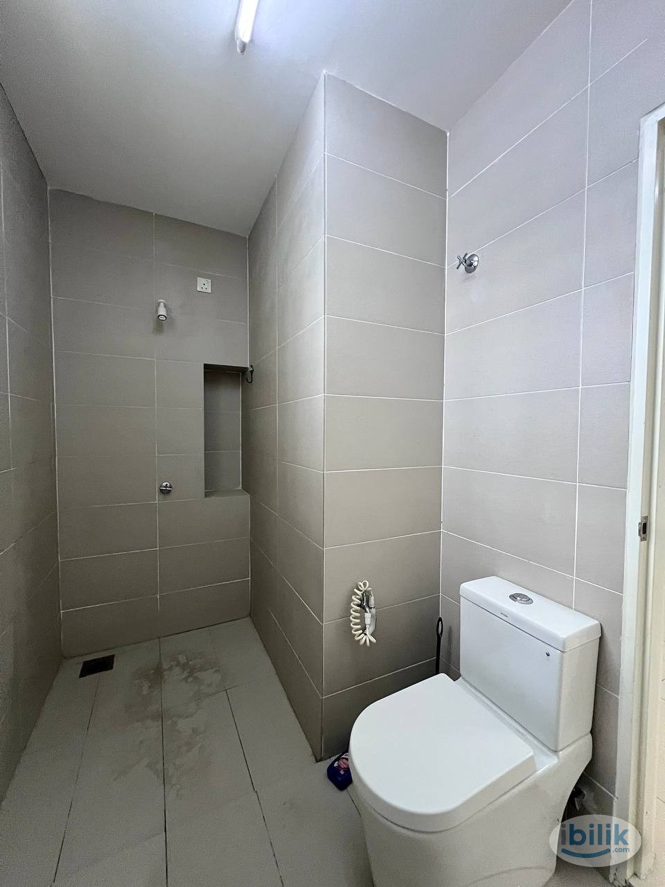 Image 2 of 🏡 BILIK SEWA MEDIUM ROOM – NEAR BANDAR SRI SENDAYAN, AEON, KPJ AND MASJID SENDAYAN. - Room rental in 