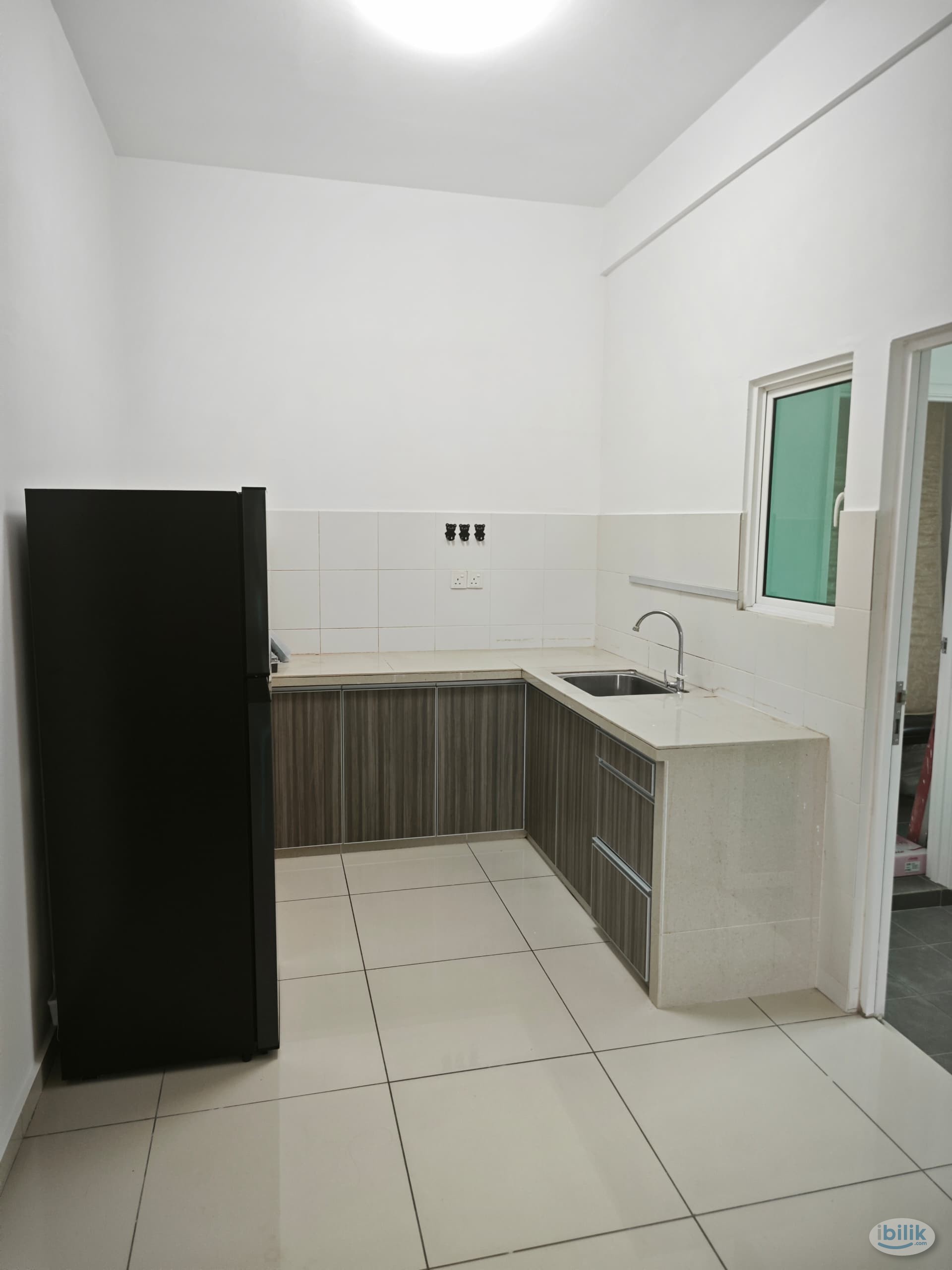 Image 2 of [Female unit] Balcony Room at Sungai Ara, Penang - Room rental in 