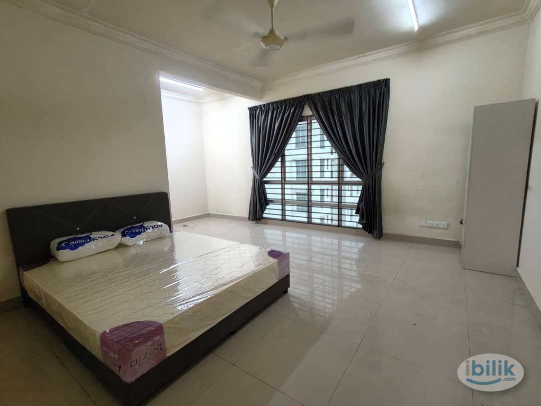 Image 1 of Master Room at SuriaMas Suites, Johor Bahru - Room rental in 