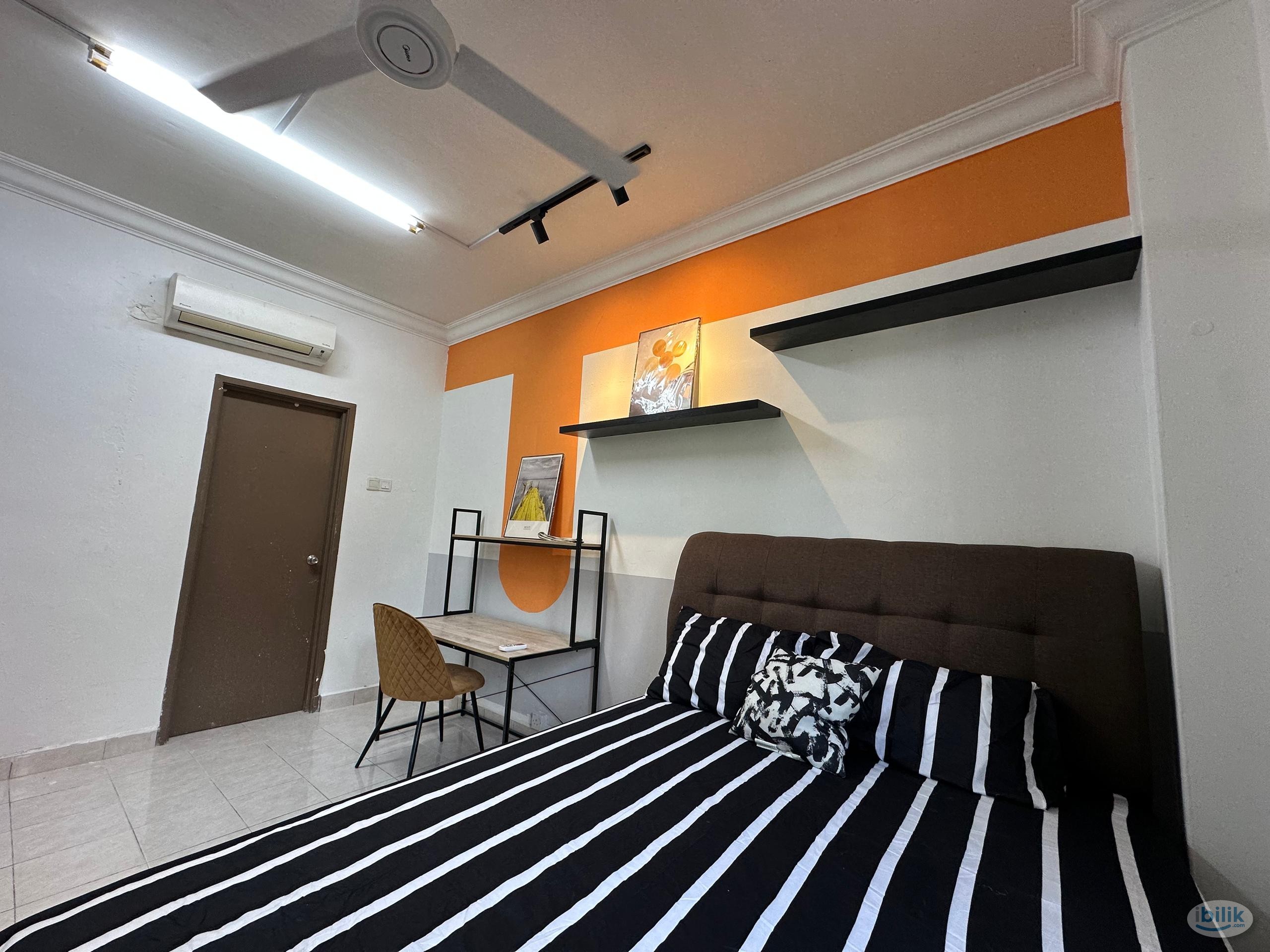 Image 1 of Master Room Koi Tropika Condominium Bandar Puteri Puchong - Room rental in 