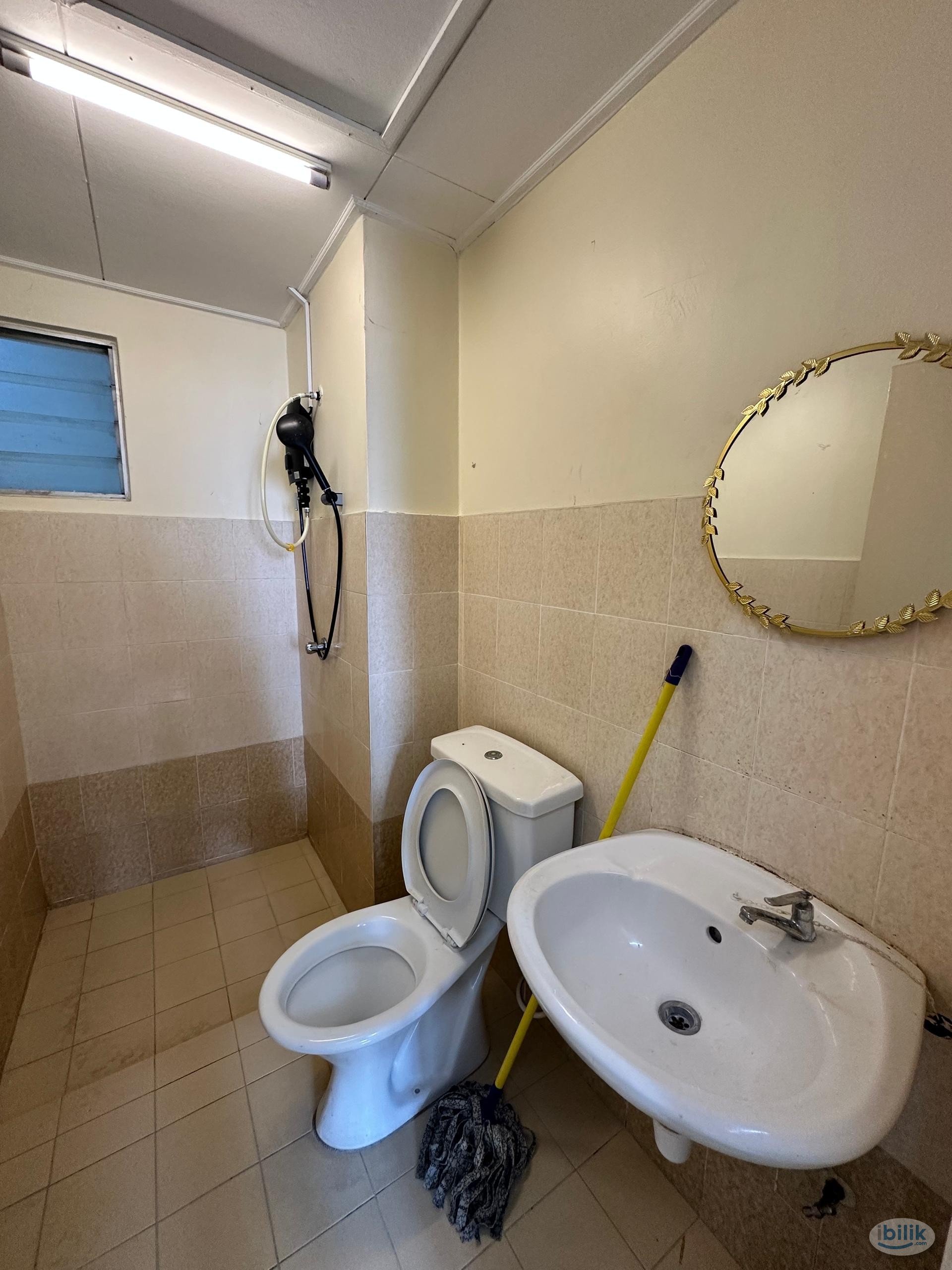 Image 5 of Master Room Koi Tropika Condominium Bandar Puteri Puchong - Room rental in 