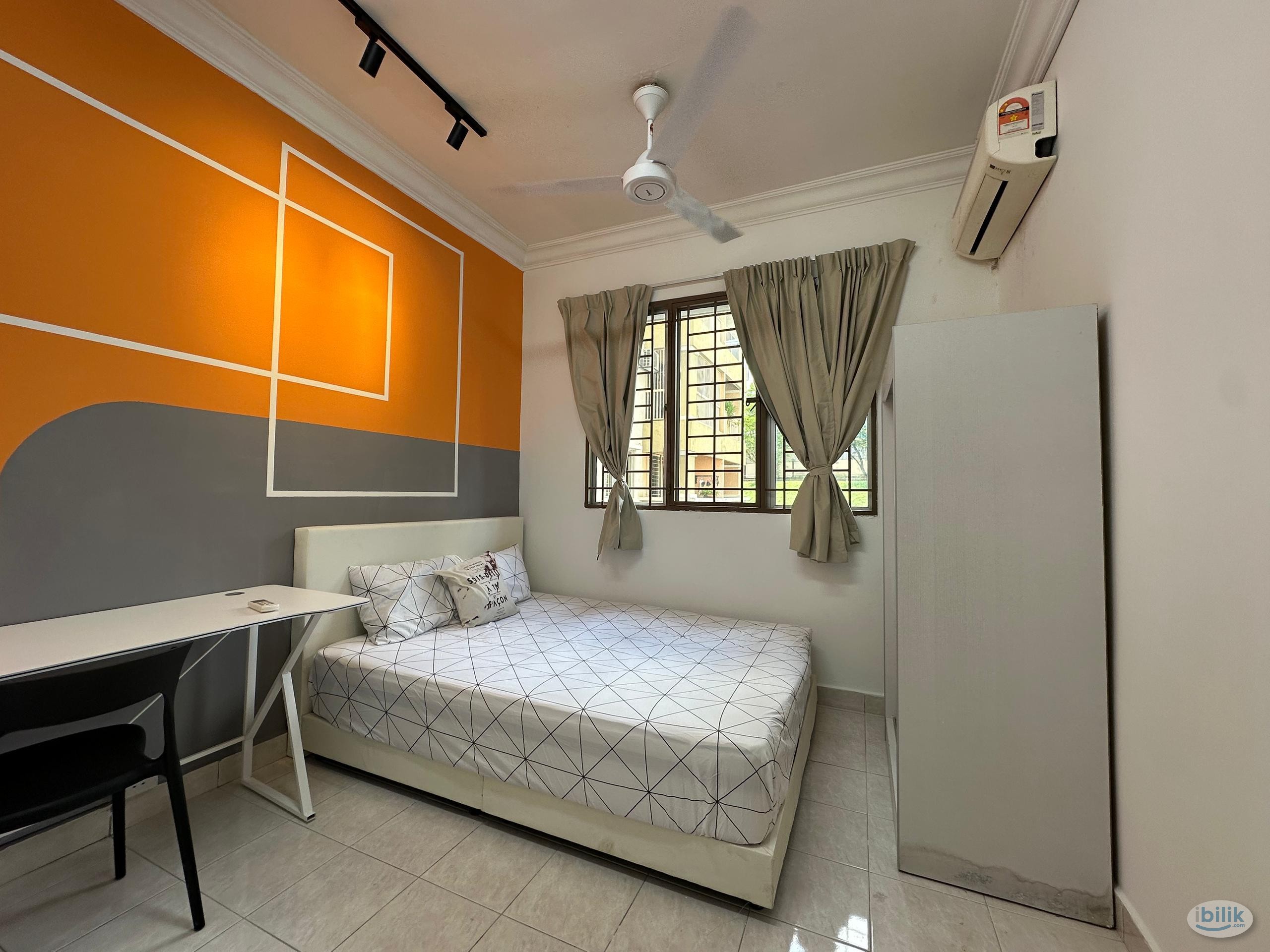 Image 2 of Middle Room at Koi Tropika Condominium Bandar Puteri Puchong - Room rental in 