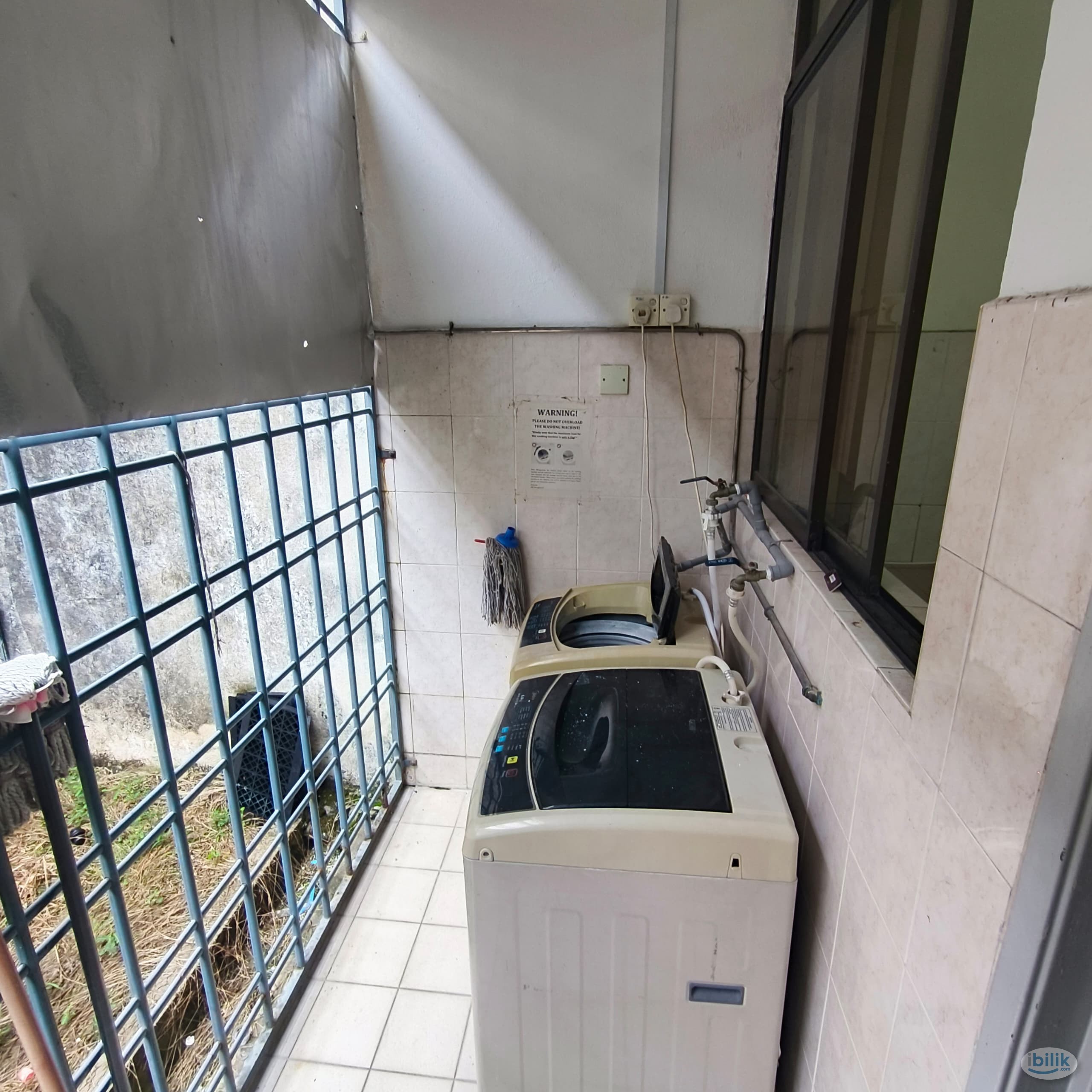 Image 5 of Master Room walking distance to One Utama Landed House Immediate Move in - Room rental in 
