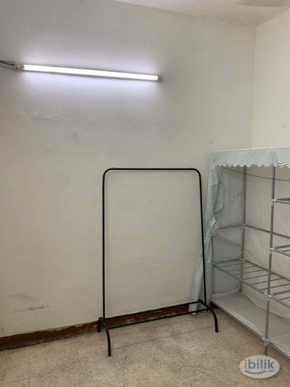 Image 2 of Near LRT SS15 Single Room Low Rental Only🌟Free Utilities🛜Walking LRT 4 Min Only🚶‍➡️Stall Mamak,Mee Hiris,Nasi Lemak Burung Hantu🔥 - Room rental in 