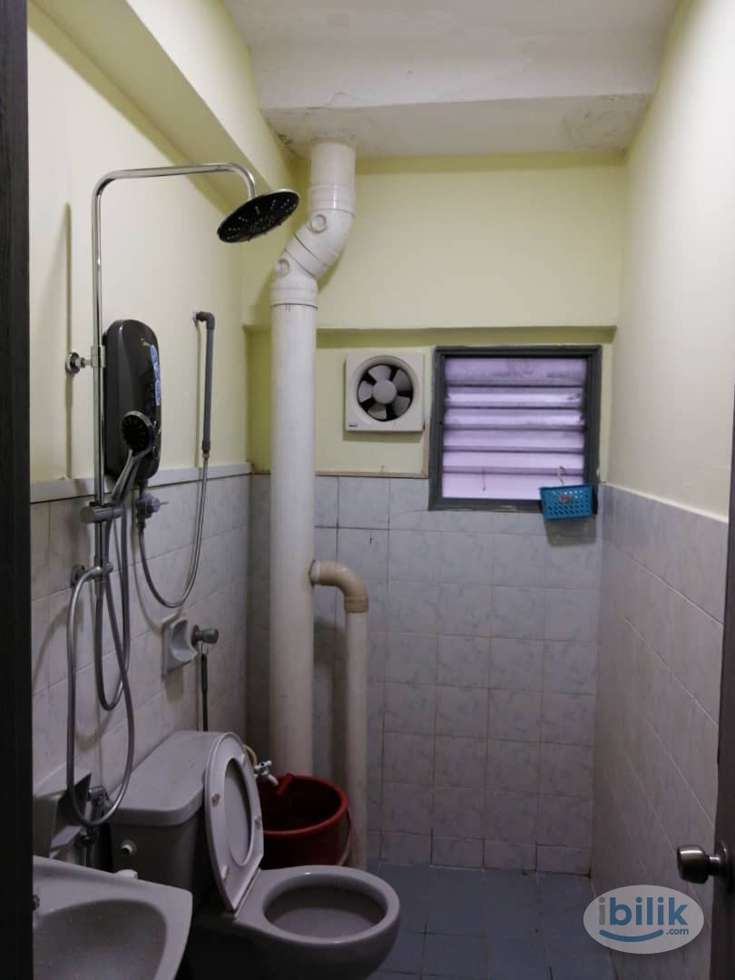 Image 4 of Penthouse - with KLCC view - Room rental in 